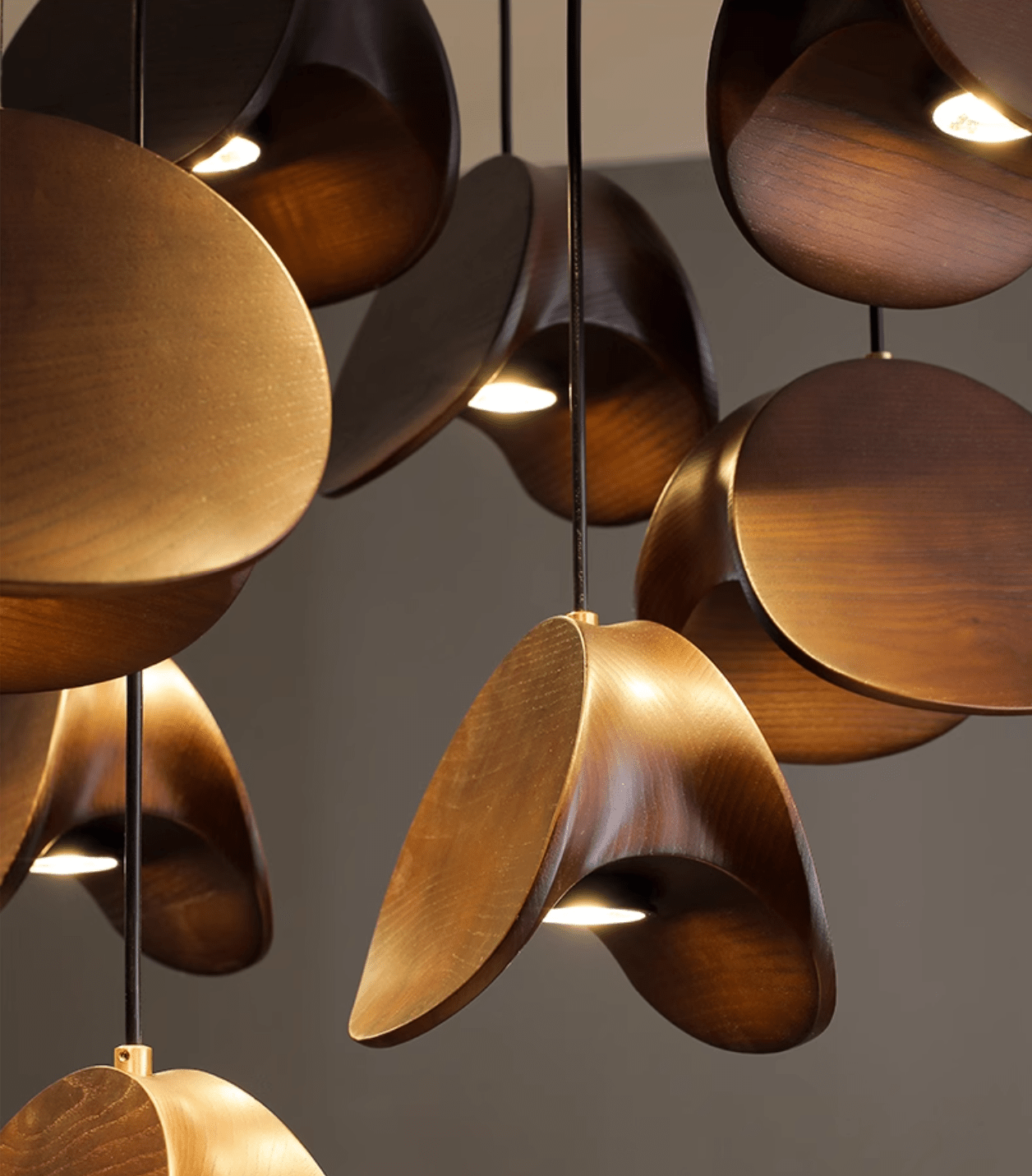Lampă suspendată Orbit Fold Wood 