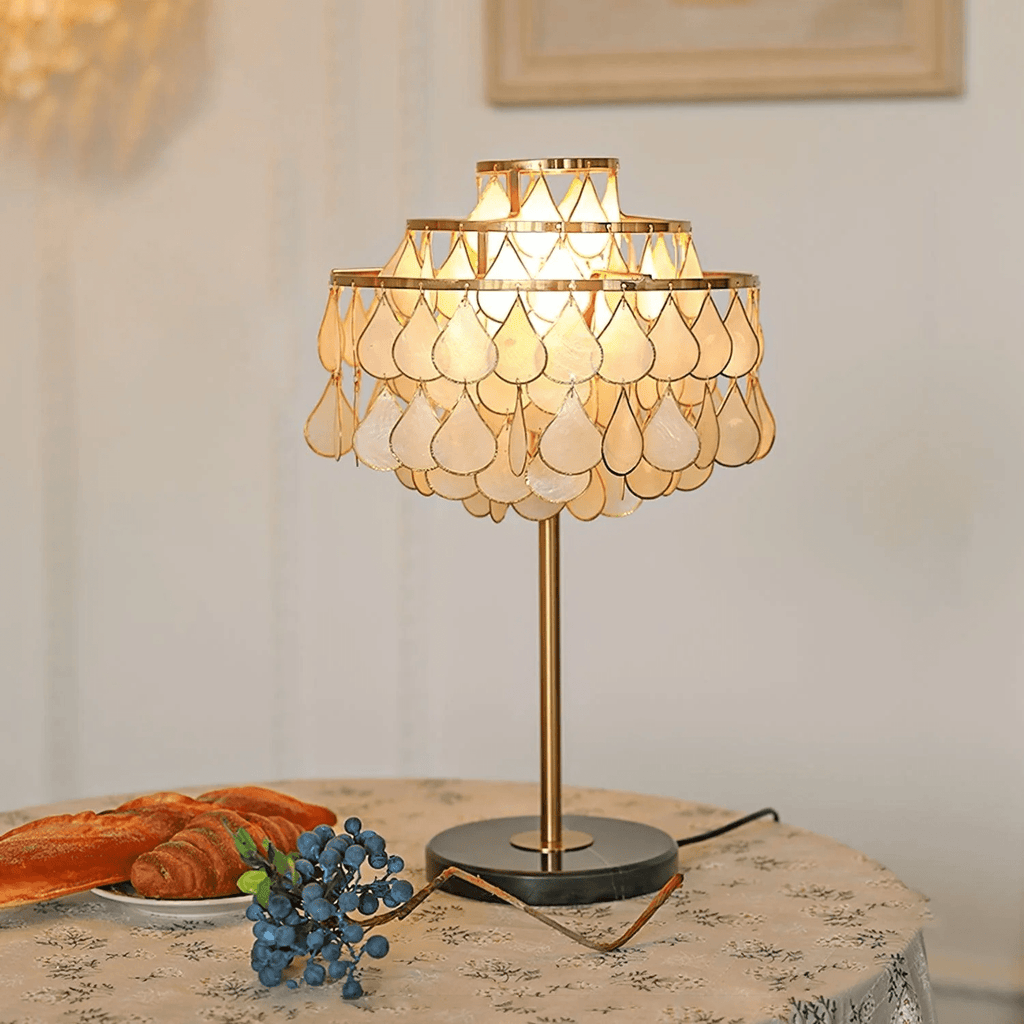 Lampă de masă cu coajă de lacrimi 