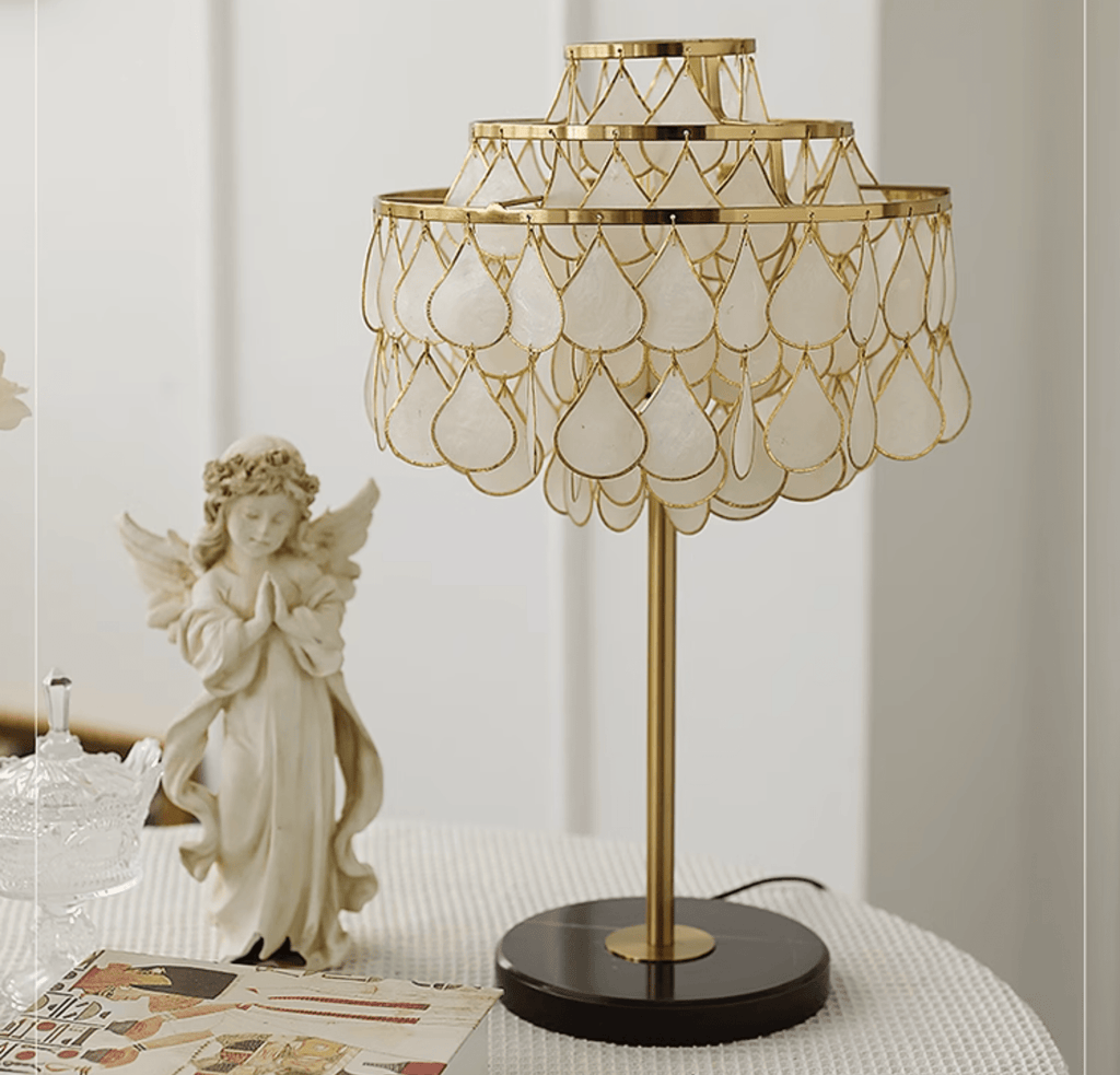 Lampă de masă cu coajă de lacrimi 