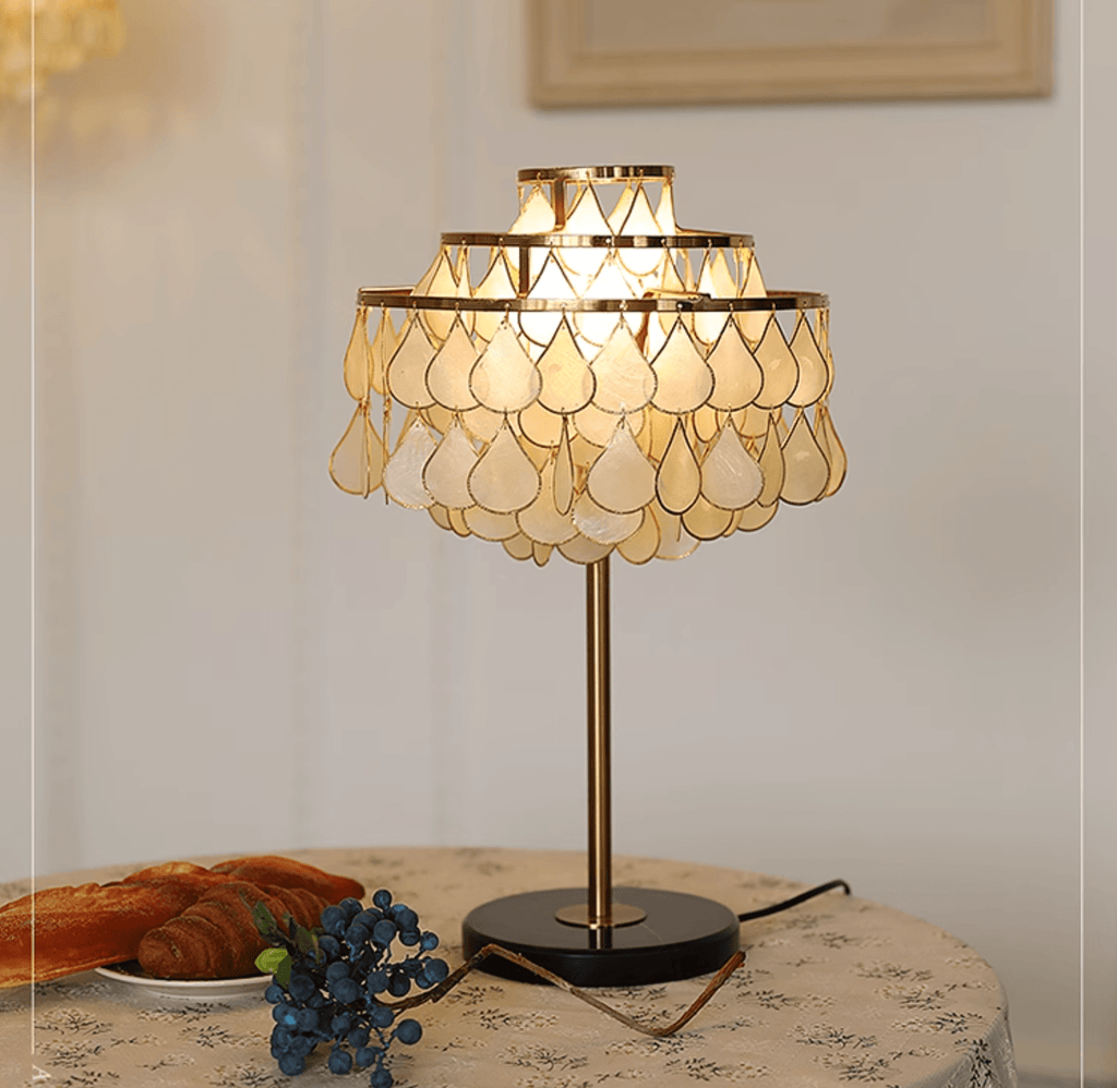 Lampă de masă cu coajă de lacrimi 