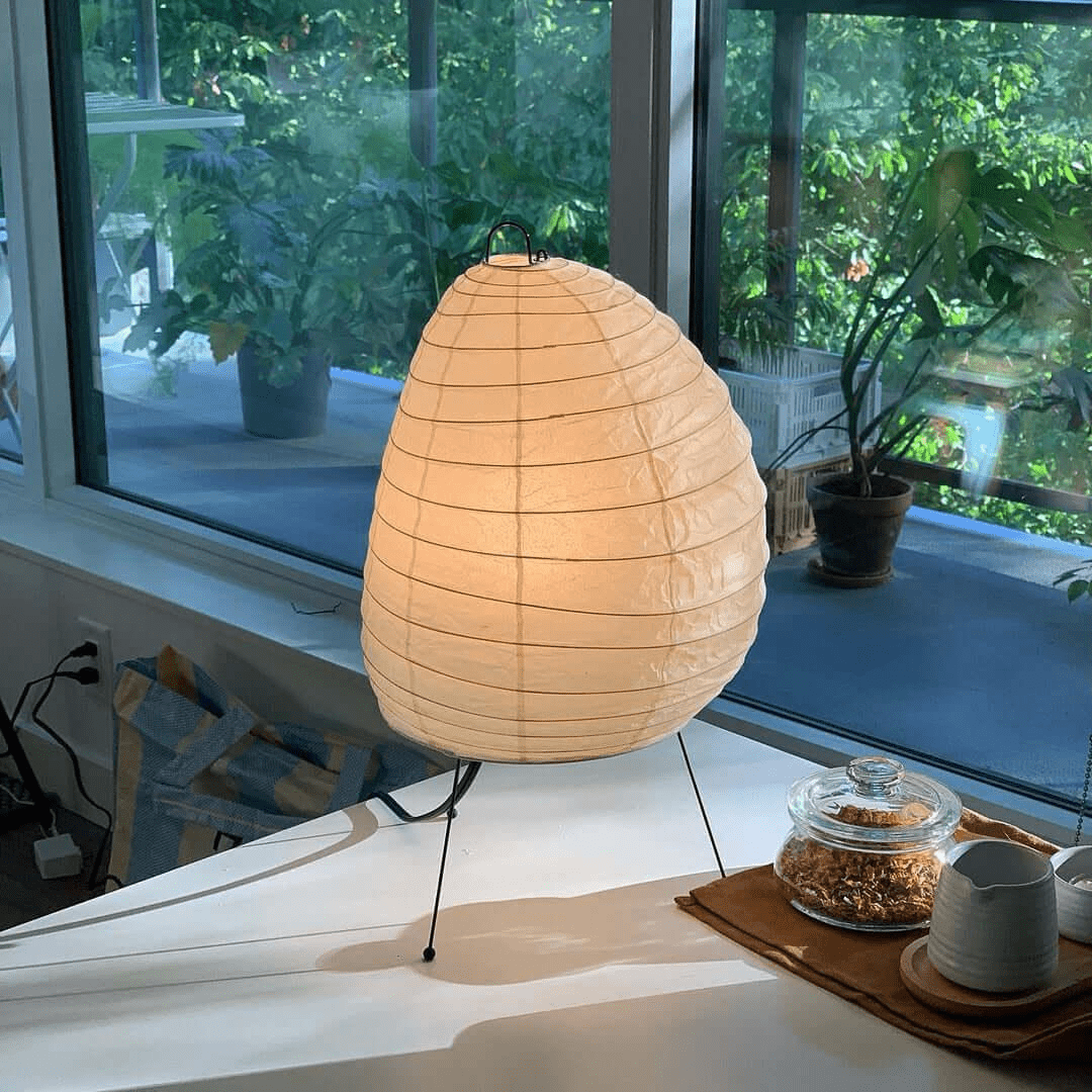 Lampă de masă din hârtie Komi 