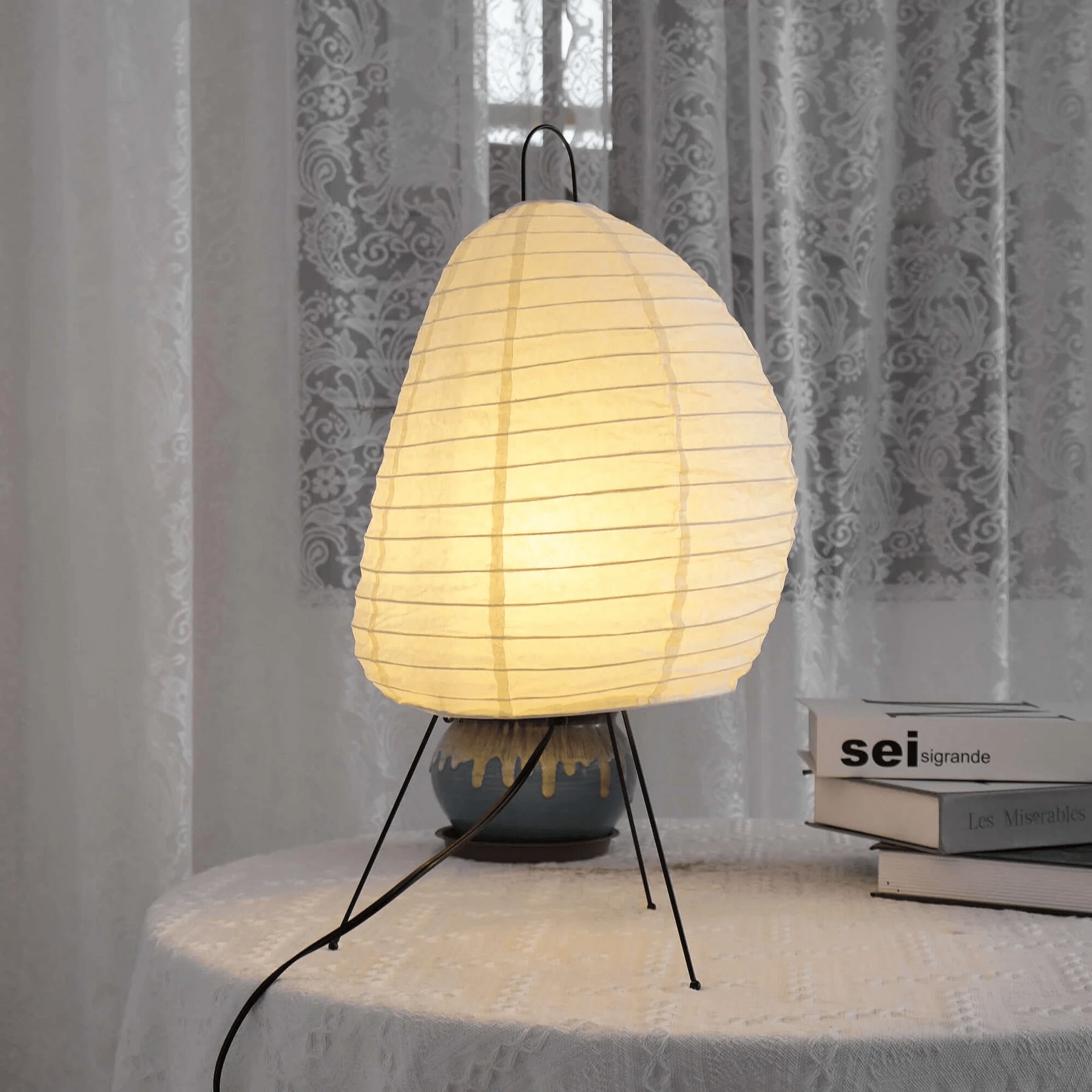 Lampă de masă din hârtie Komi 