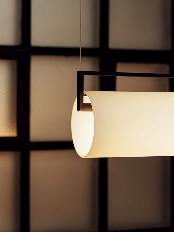 Lampă suspendată liniară Edge