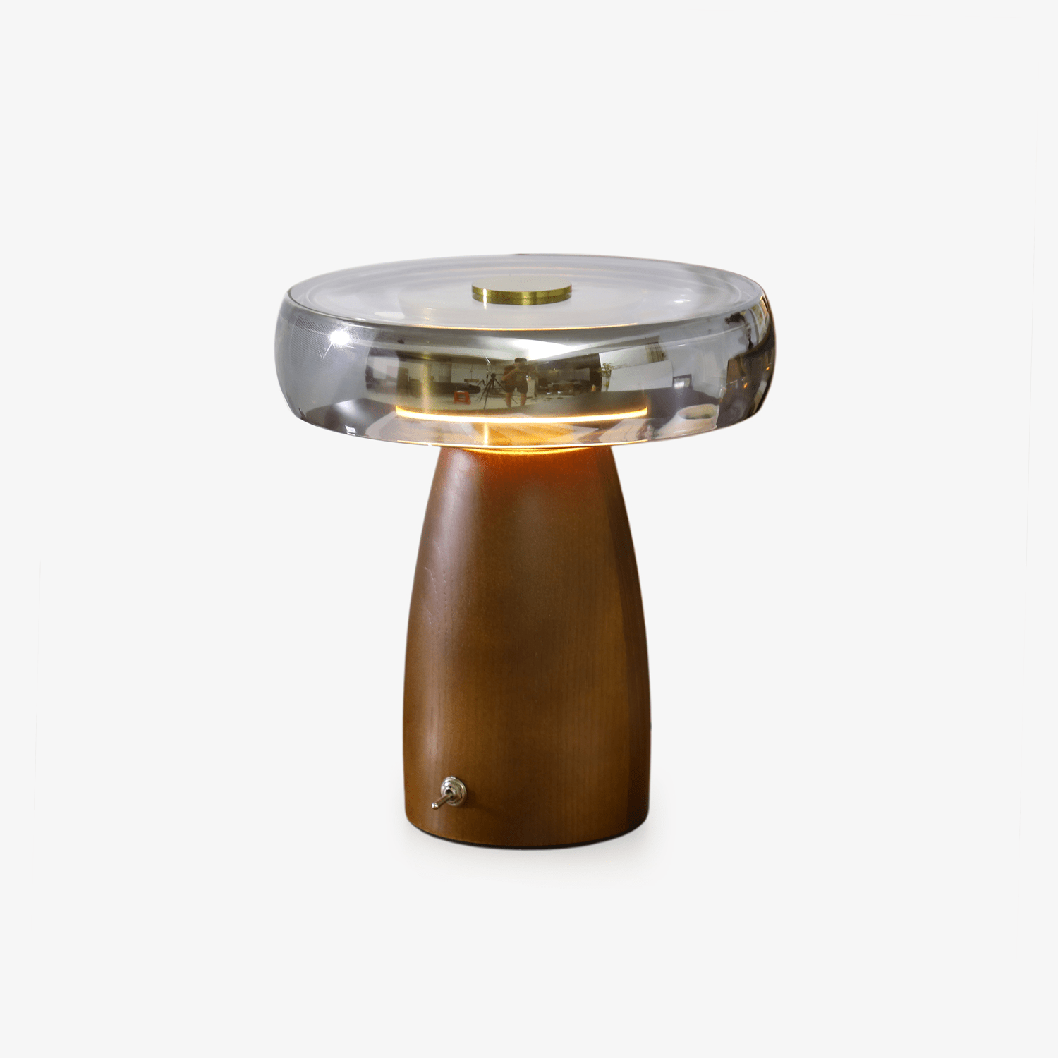 Veyra Table Lamp