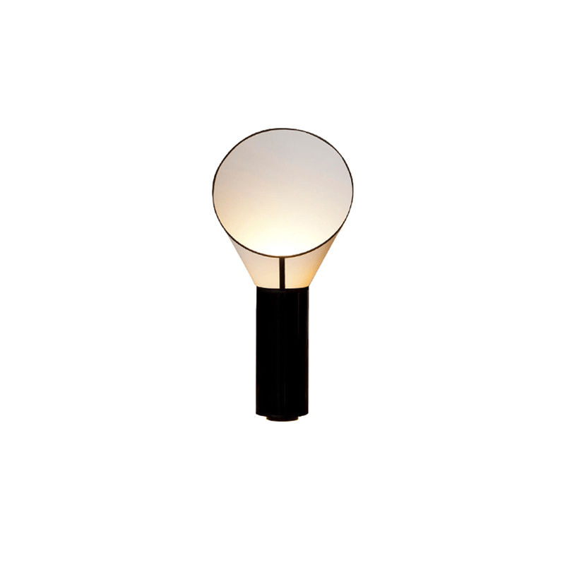 Artful Outline Table Lamp - Vakkerlight