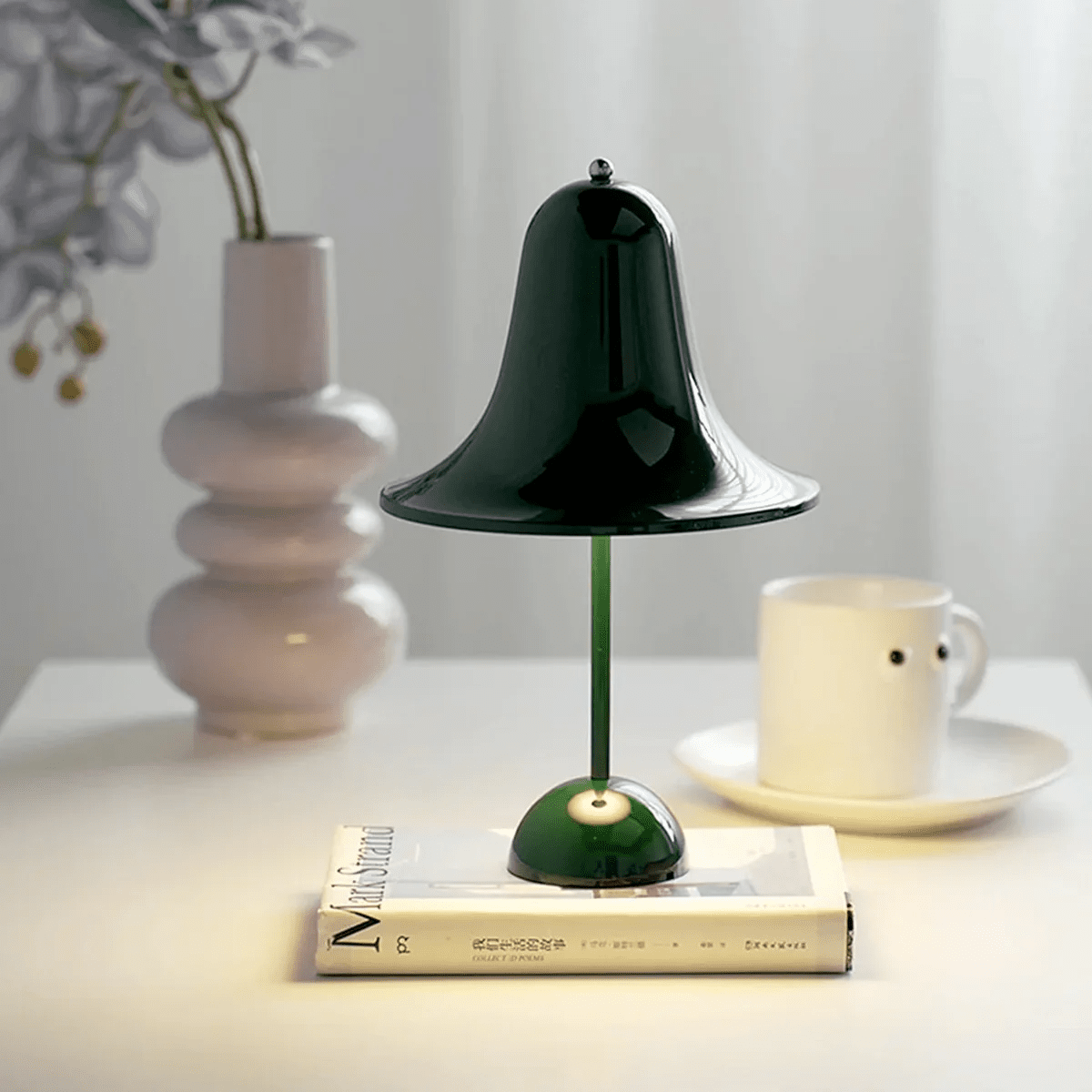 Pantop Bell Table Lamp