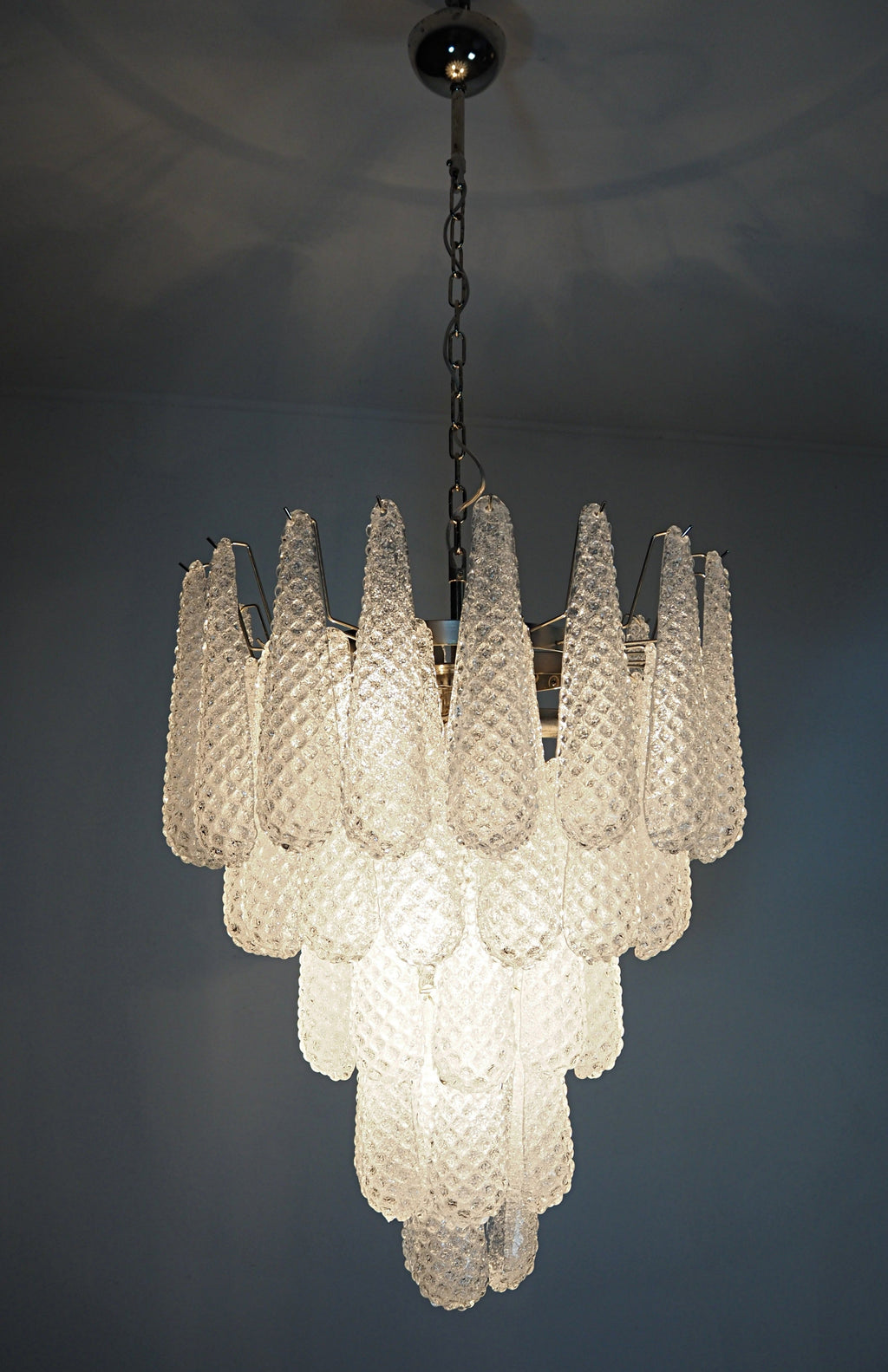 Murano-Kronleuchter aus der Mitte des Jahrhunderts | Punto di Luce | 52 klare Tropfengläser