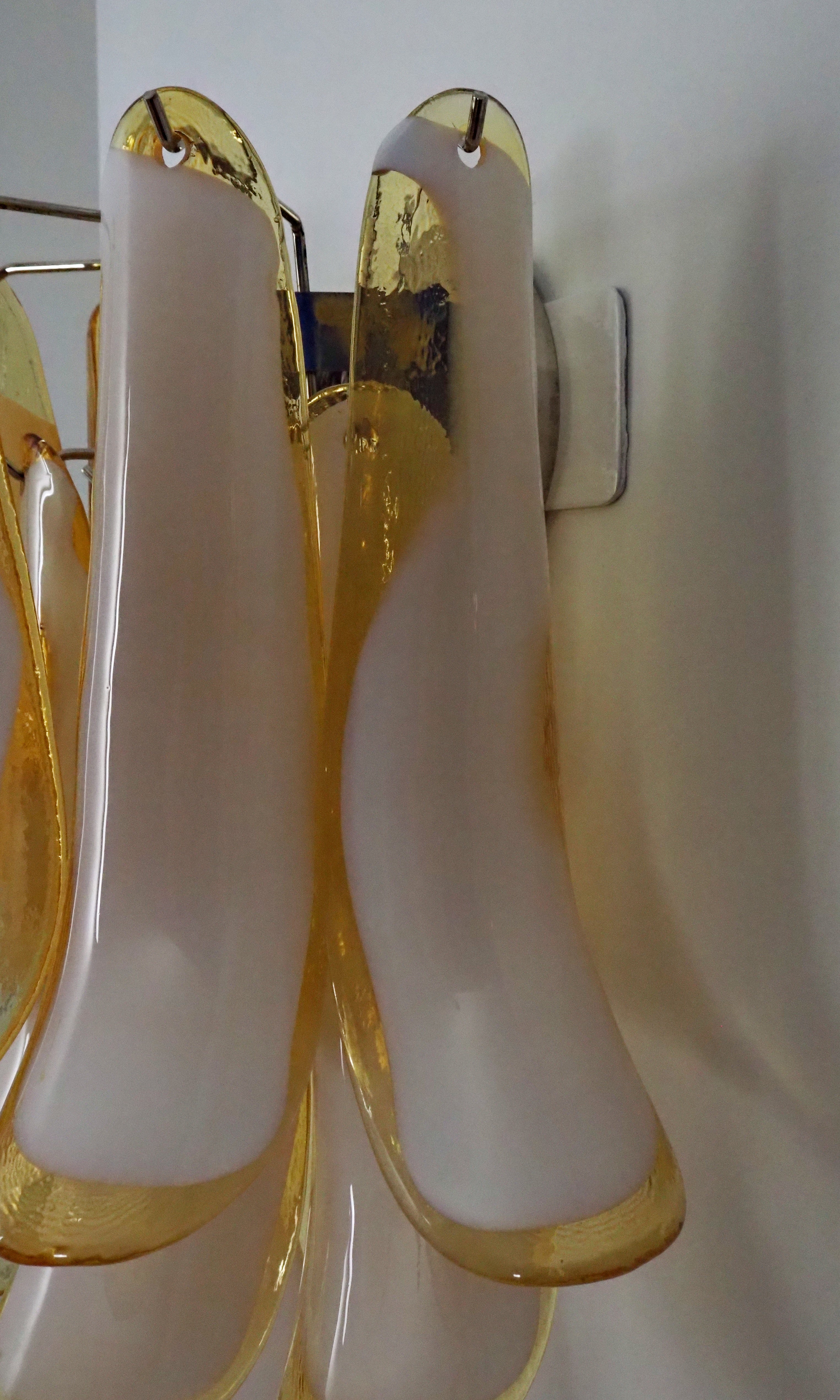 Mid-Century Murano Wall Lamp | Punto di Luce |  10 Caramel-Colored Petal-Glass | Punto di Luce |  1 Pair