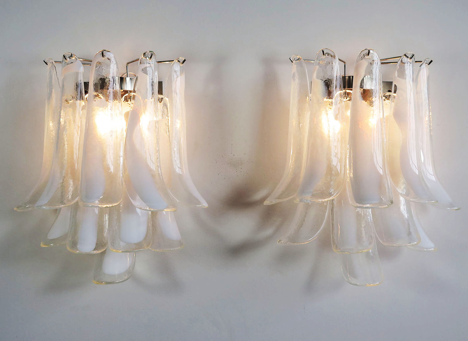 Mid-Century Murano Wall Lamp | Punto di Luce |  10 White Petal Glass | Punto di Luce |  1 Pair