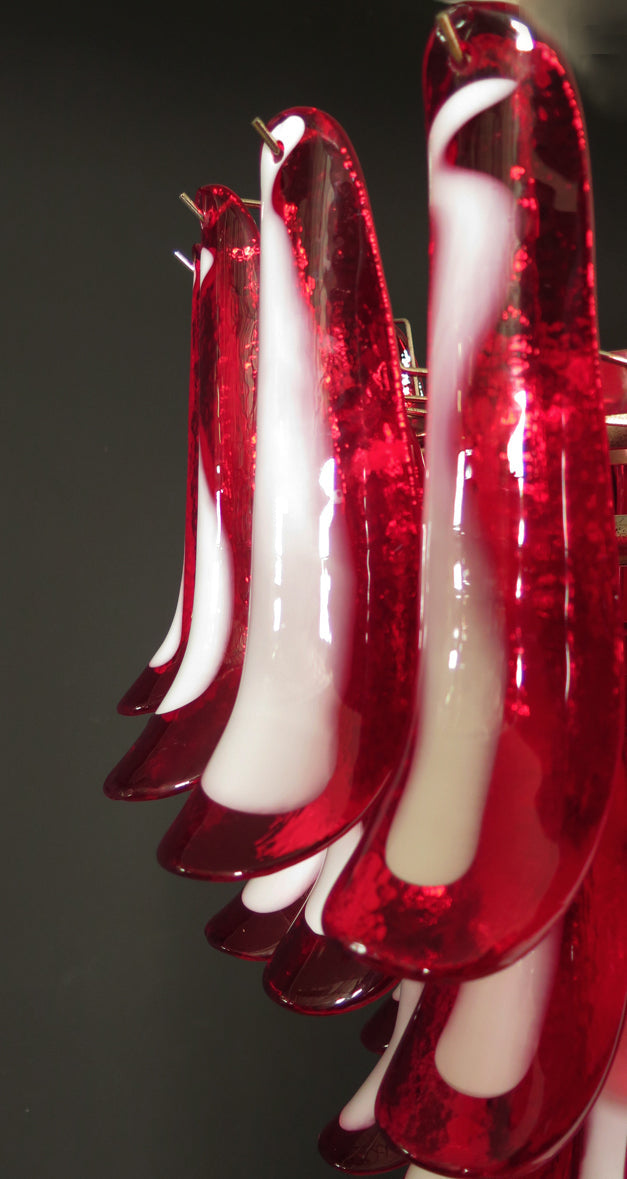 Murano-Kronleuchter aus der Mitte des Jahrhunderts | Punto di Luce | 75 rotes Blütenblattglas