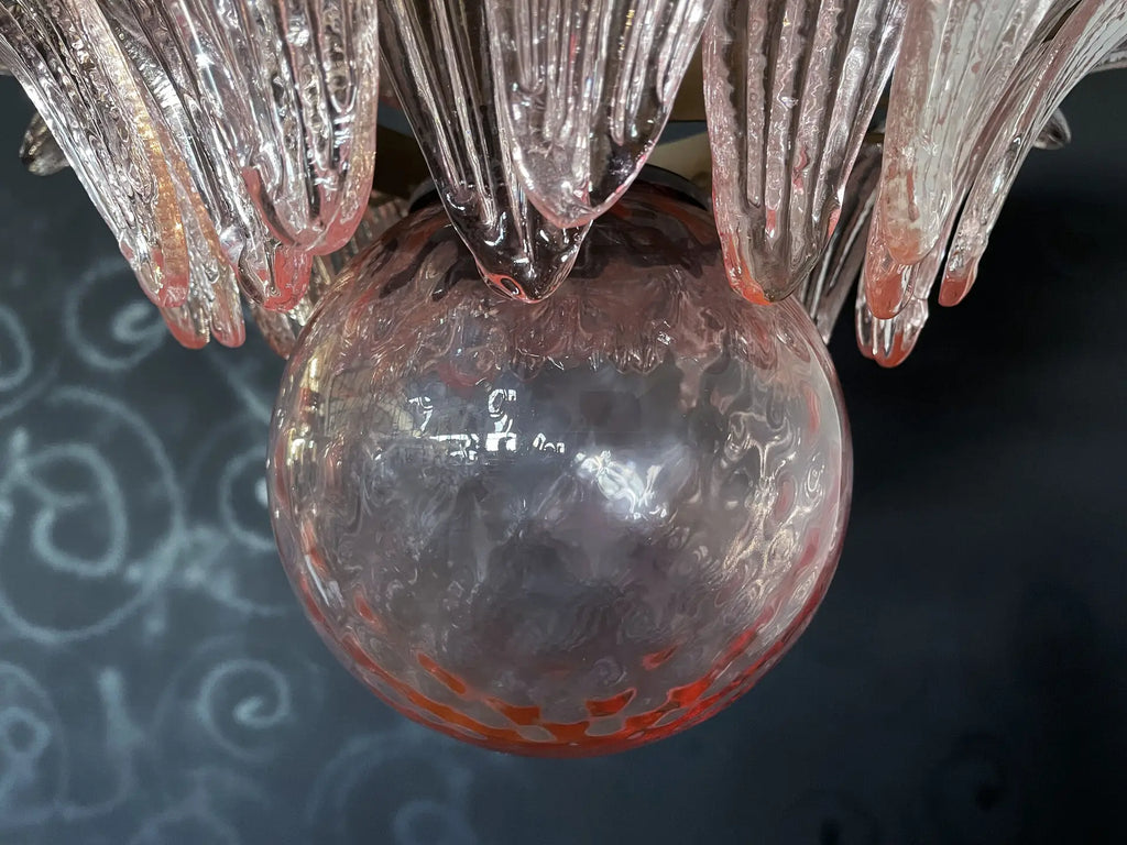 Murano-Kronleuchter aus der Mitte des Jahrhunderts | Punto di Luce | 163 Rosa Palmettenglas
