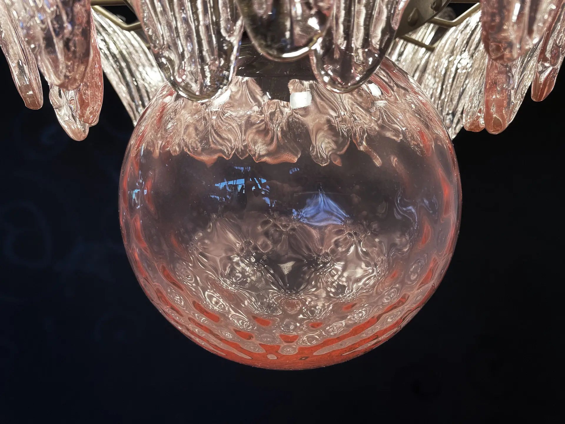 Murano-Kronleuchter aus der Mitte des Jahrhunderts | Punto di Luce | 163 Rosa Palmettenglas