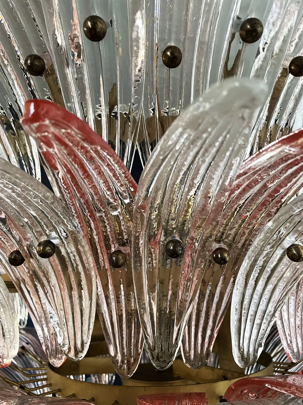 Candelabru Murano de la mijlocul secolului | Punto di Luce | 163 Sticlă de palmetă transparentă și roz