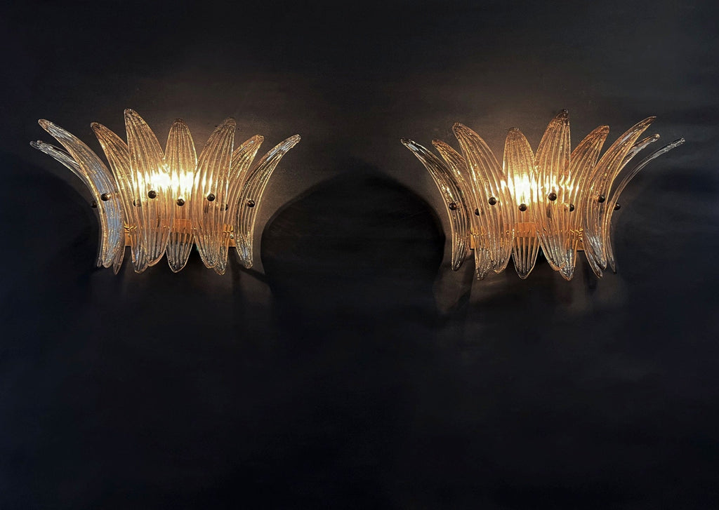 Mid-Century Murano Wandlampe | Punto di Luce | 9 rauchfarbenes Palmettenglas | Punto di Luce | 1 Paar