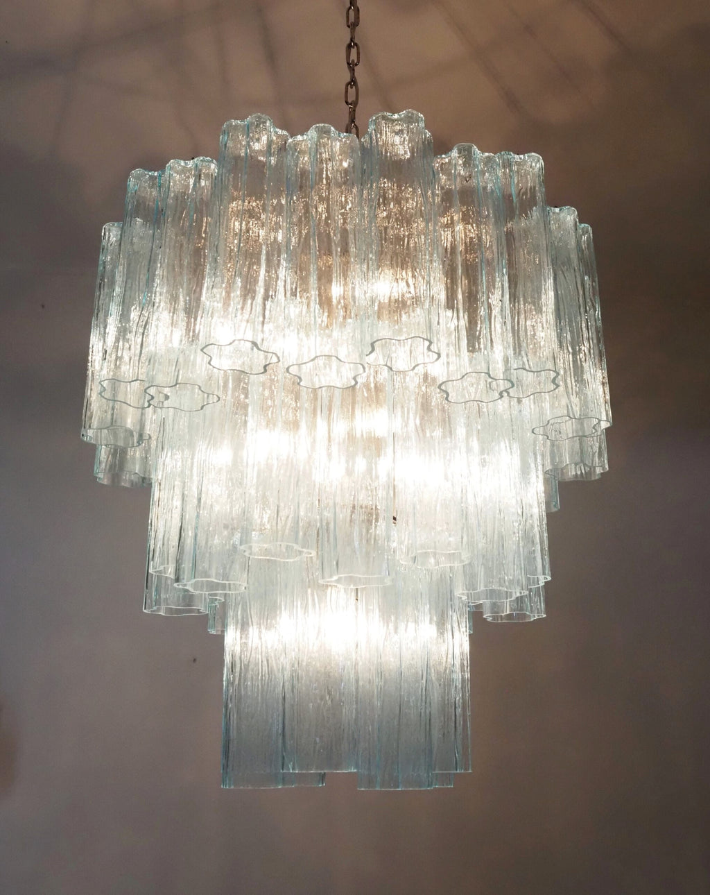 Murano-Kronleuchter aus der Mitte des Jahrhunderts | Punto di Luce | 48 blaue Glasröhren