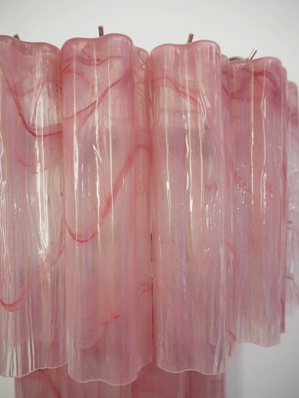 Mid-Century Murano Wandlampe | Punto di Luce | 13 rosa Alabaster-Glasröhrchen | Punto di Luce | 1 Paar