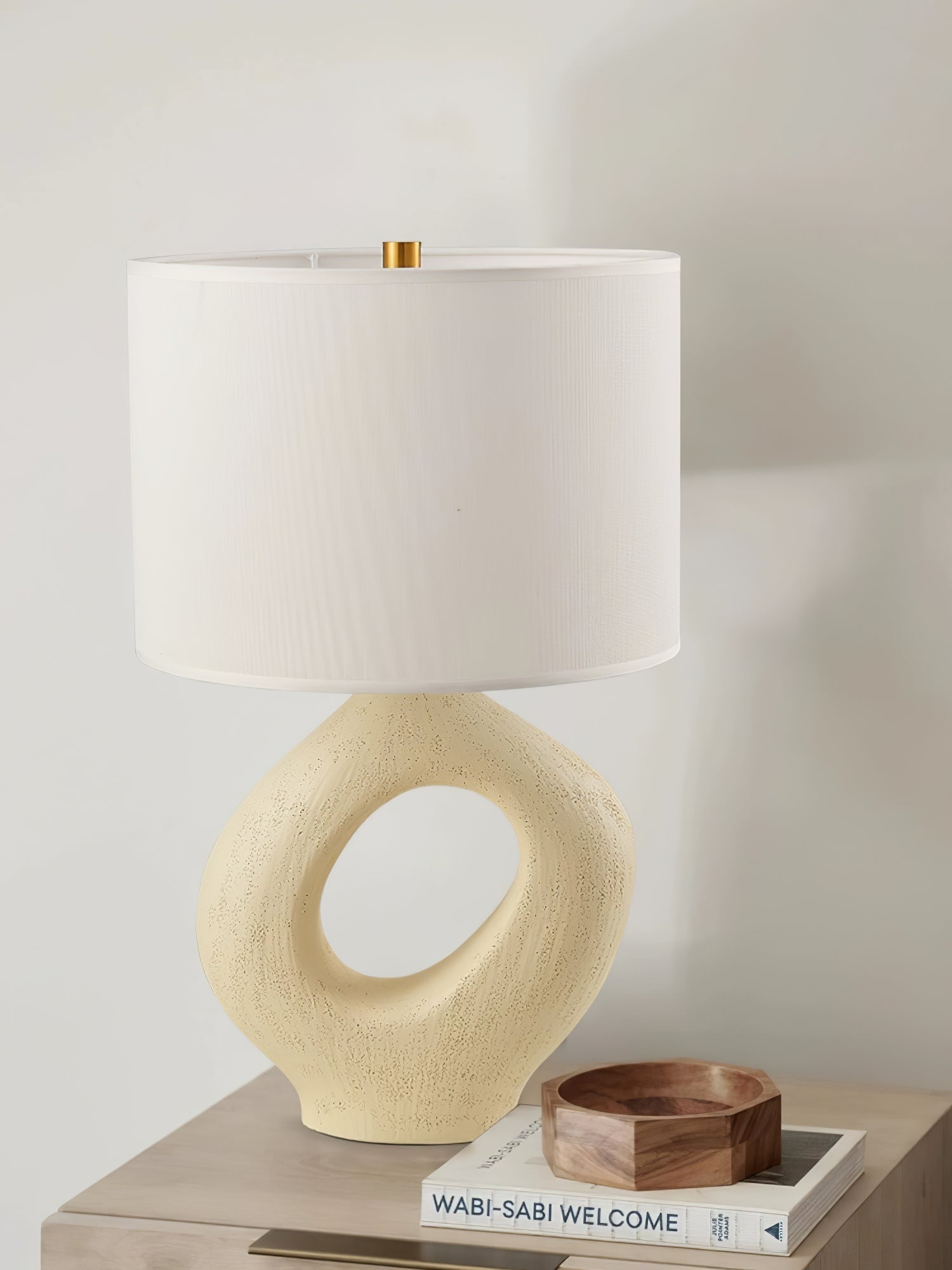 Lampă de masă sculpturală Amara