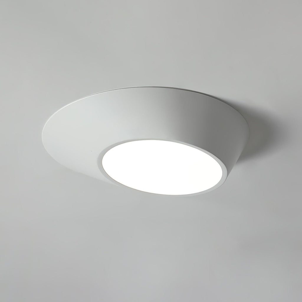 Lumină de tavan înclinată