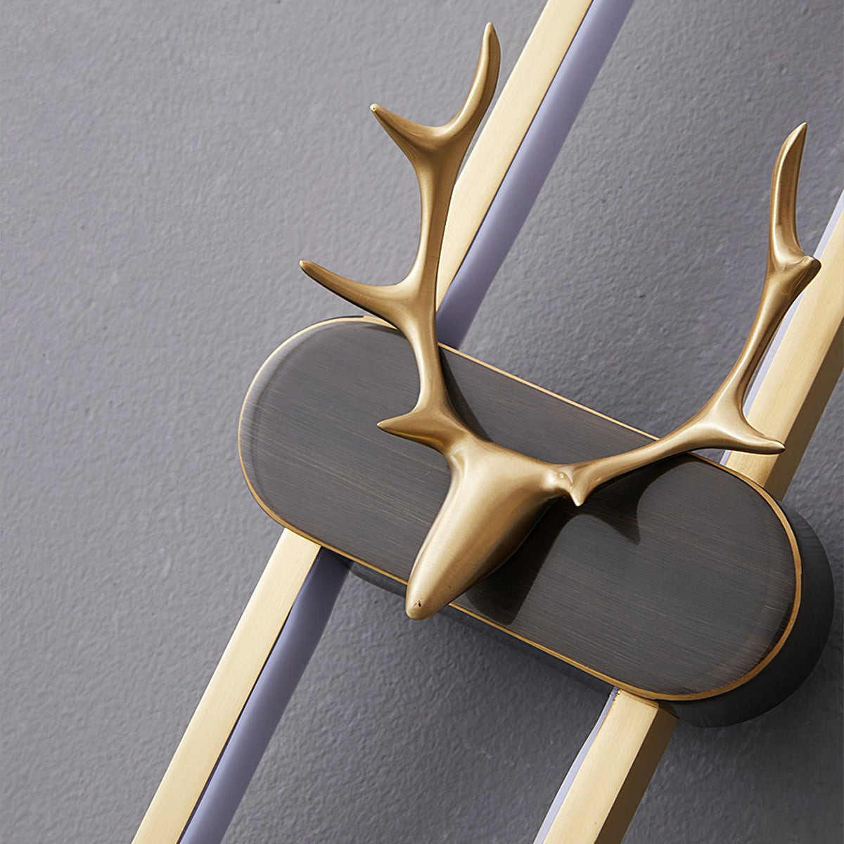 Lampă de perete Antlers Halo
