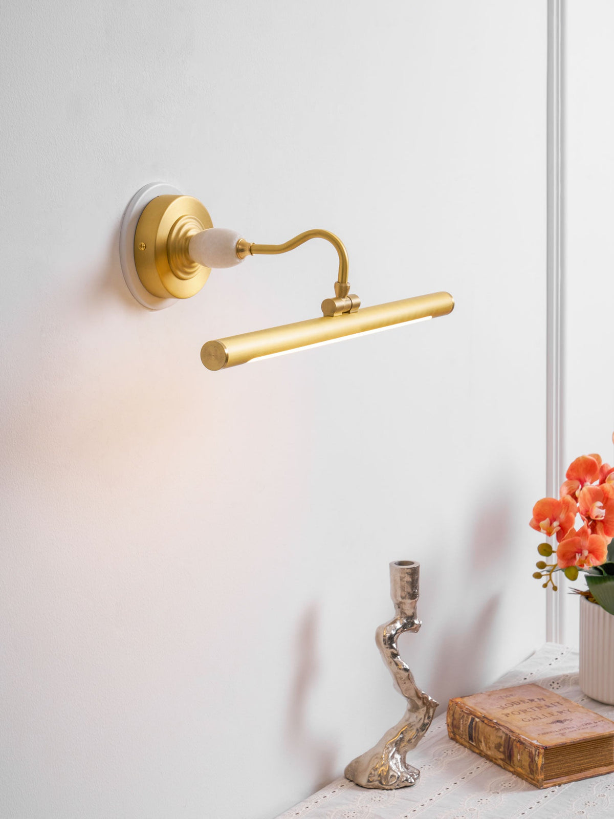 Archer Art Linear Wall Light
