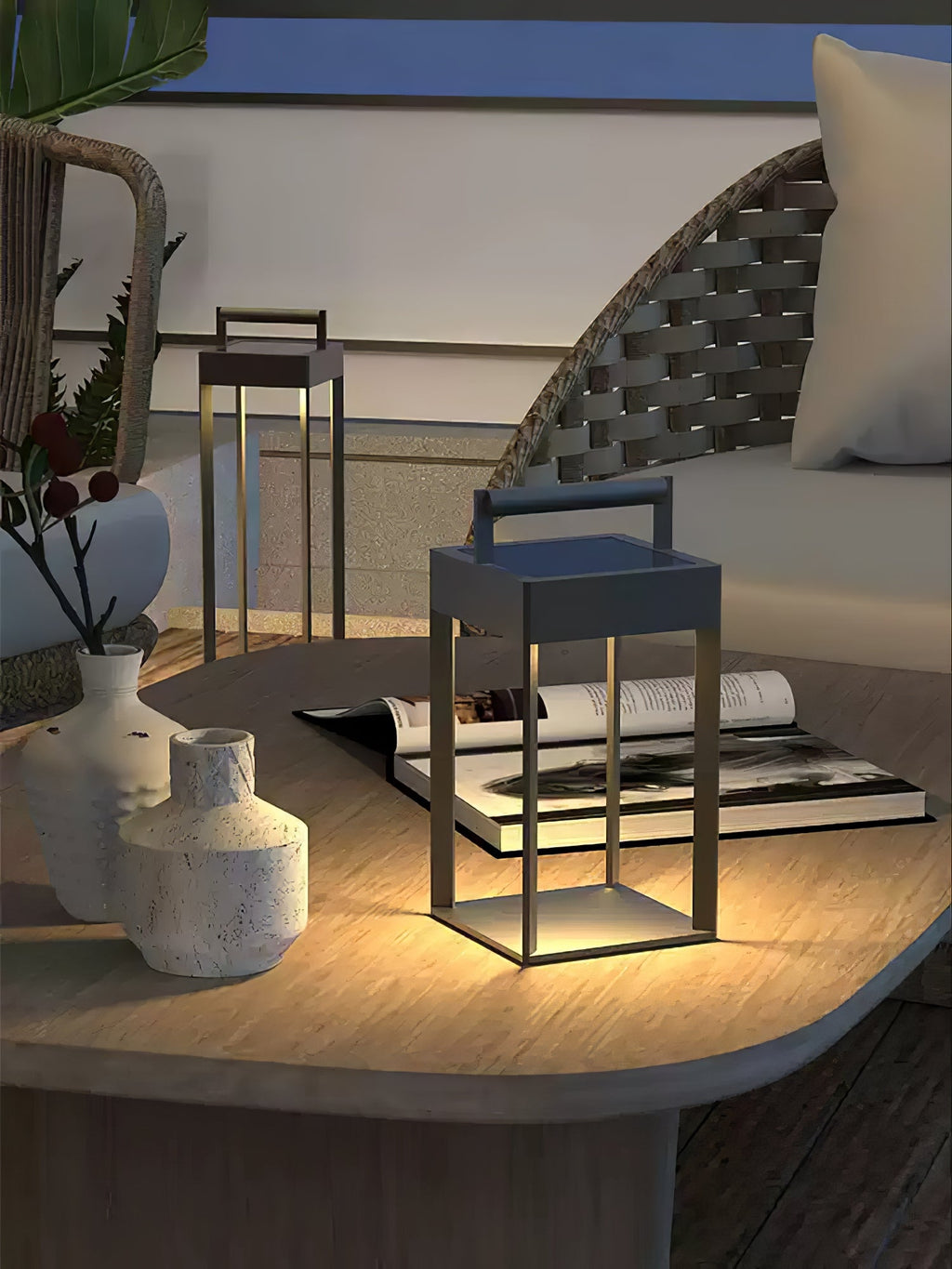 Arden Solar Lantern Outdoor Lamp