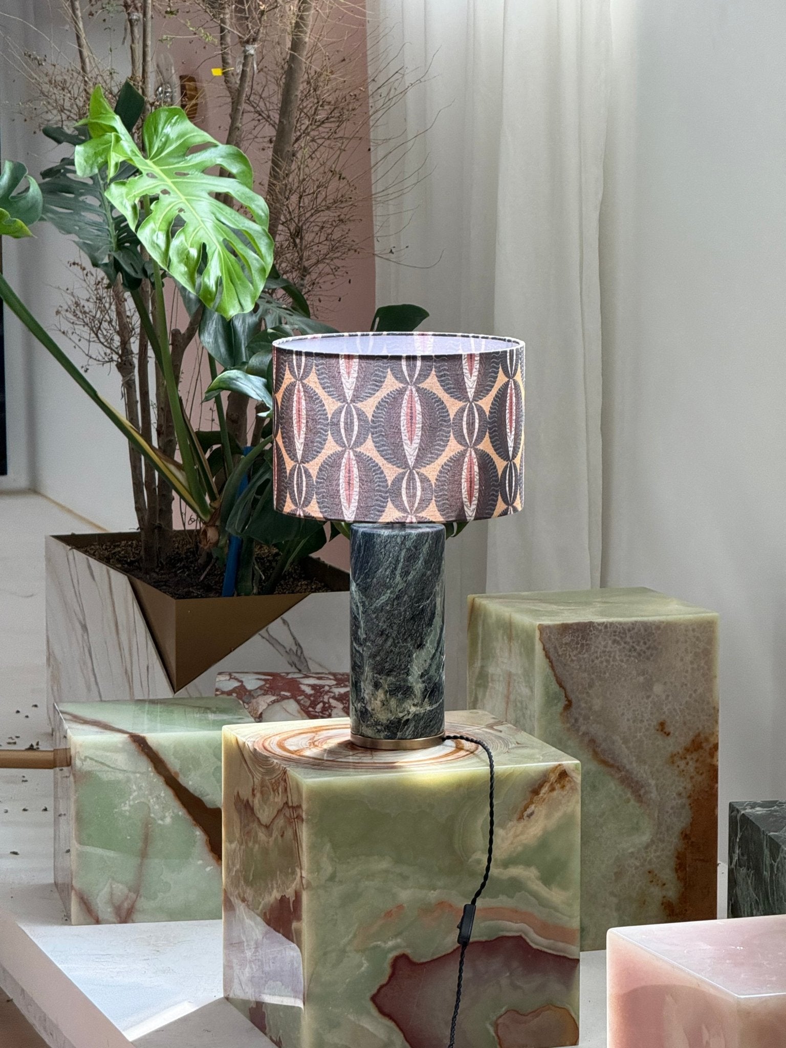 Lampă de masă Aria Stone