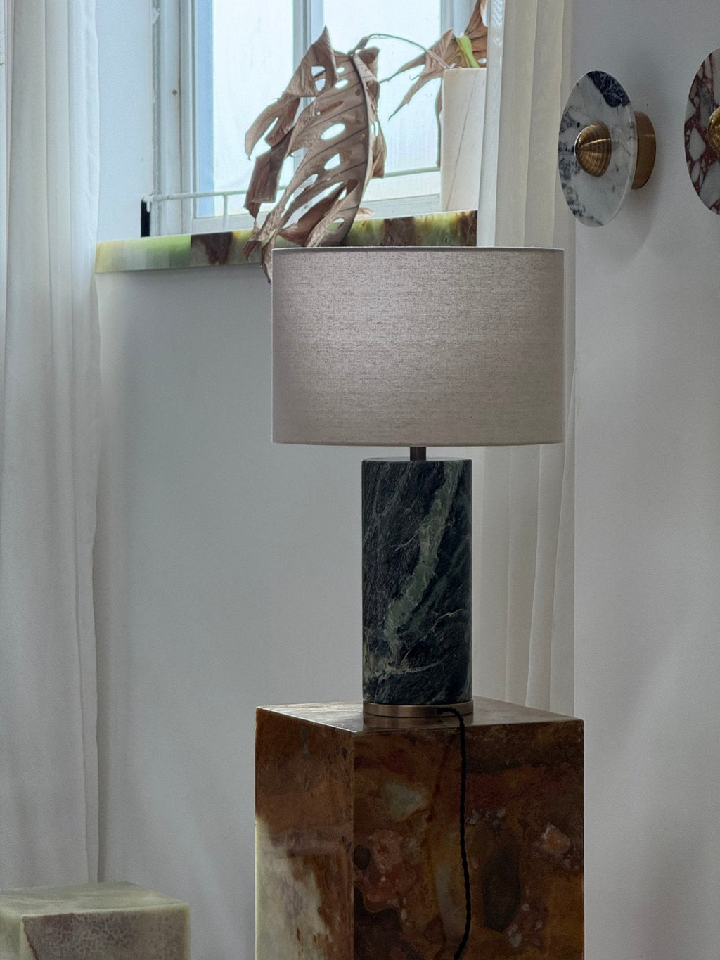 Lampă de masă Aria Stone