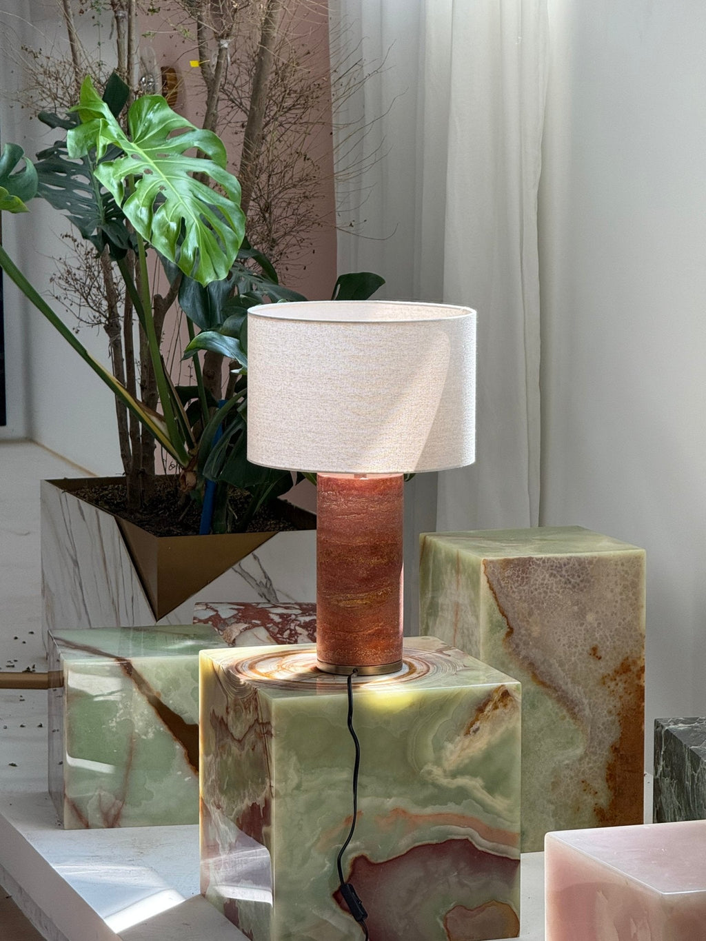 Lampă de masă Aria Stone