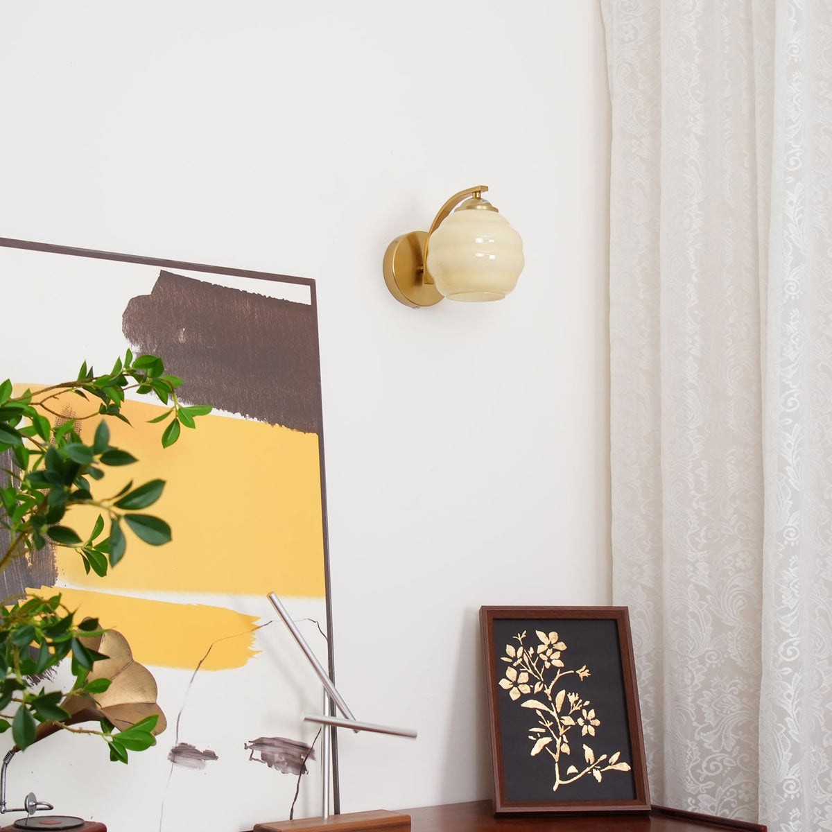 Art Deco Plug-in Wall Lamp