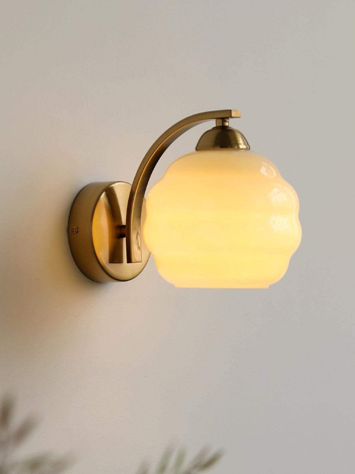 Art Deco Plug-in Wall Lamp