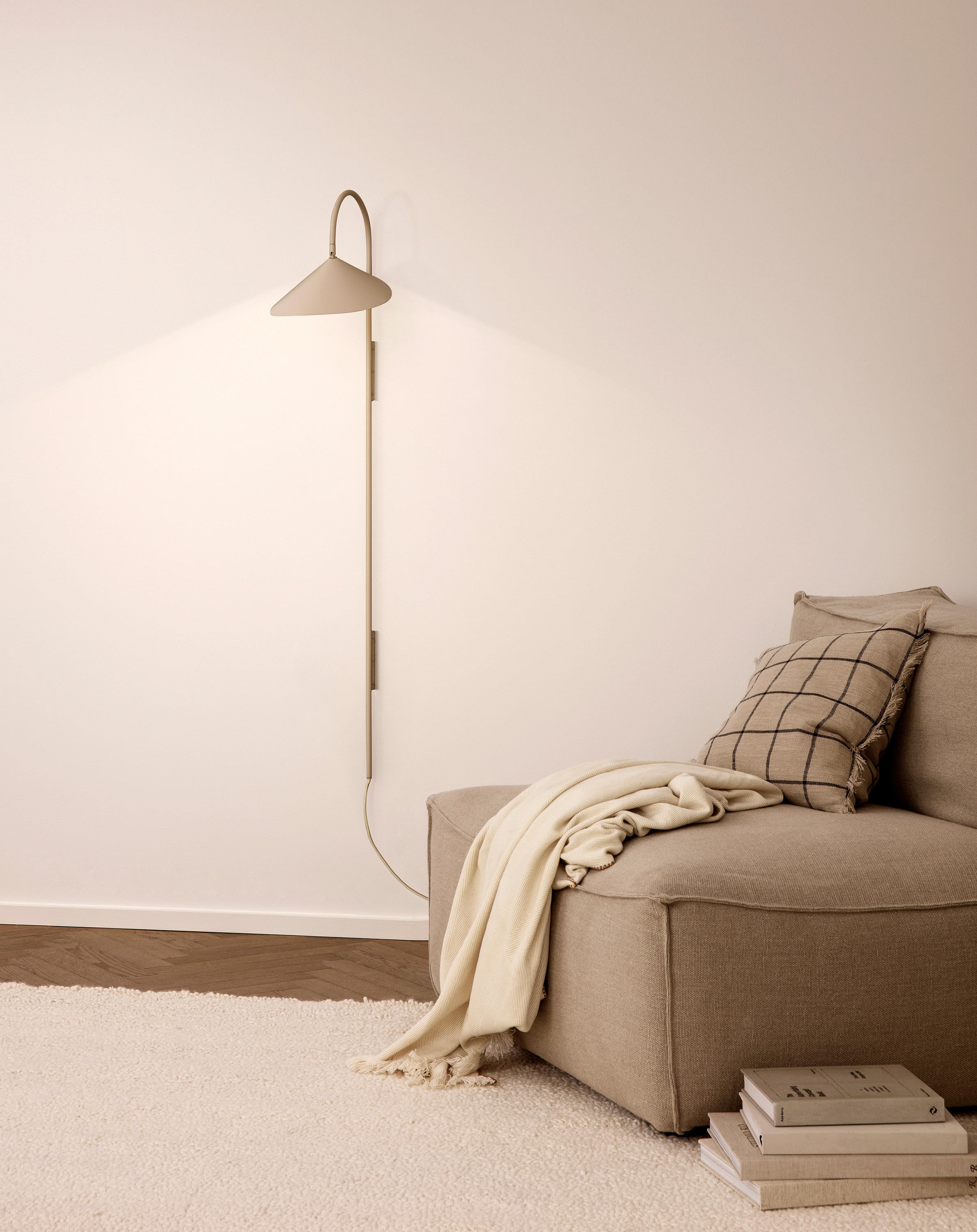 Alocasia Swivel Plug-in Wall Lamp