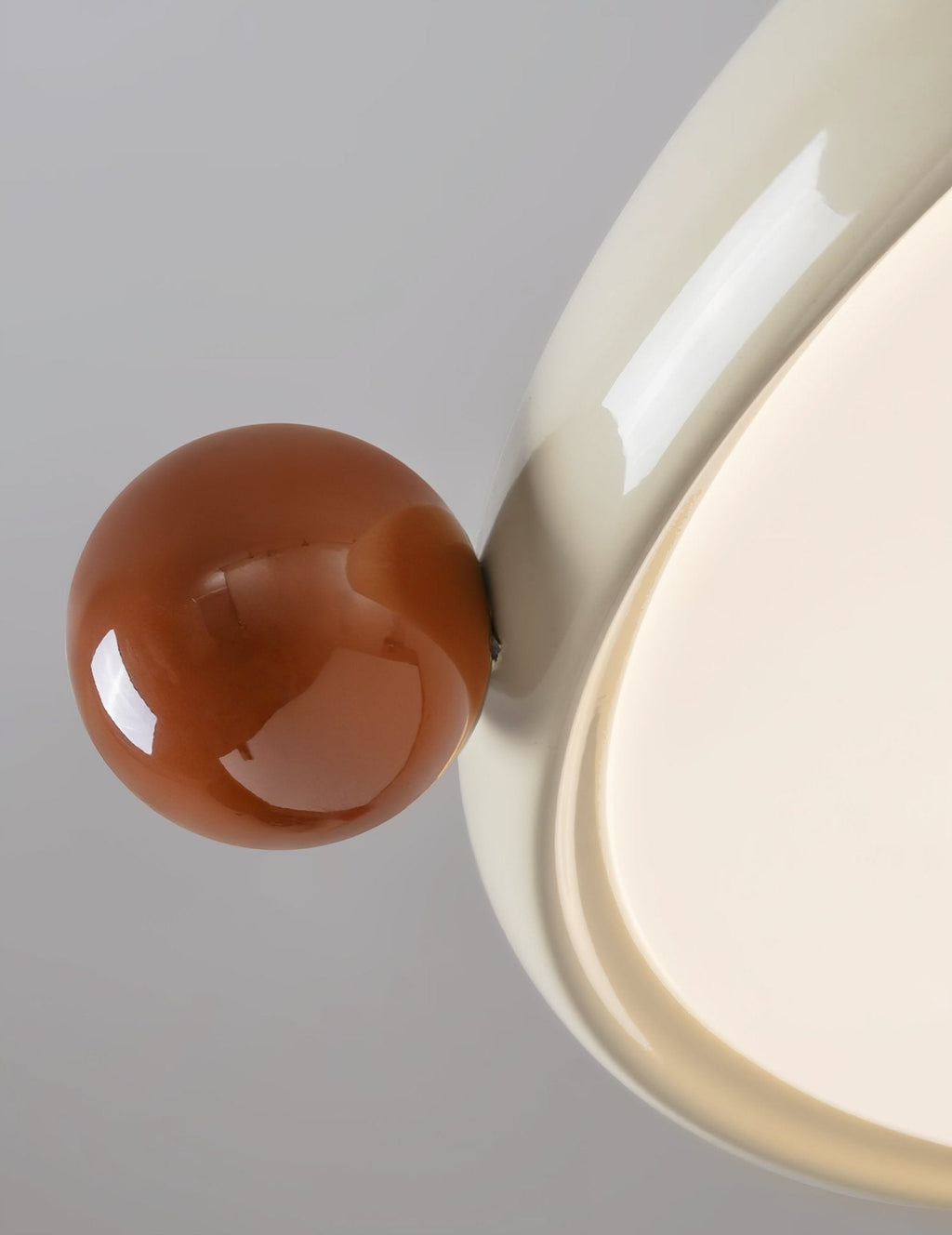 Lampă suspendată rotundă Lola