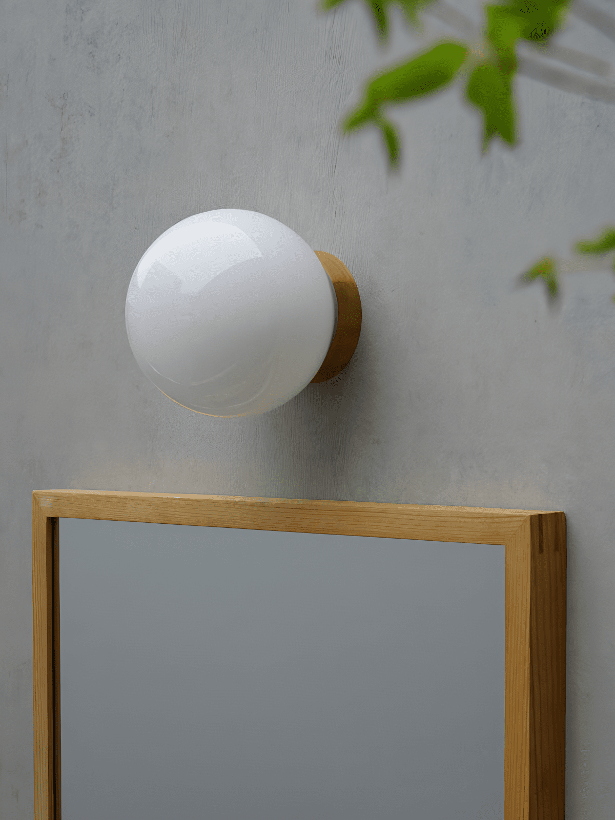 Aura Globe, lampă de perete din sticlă
