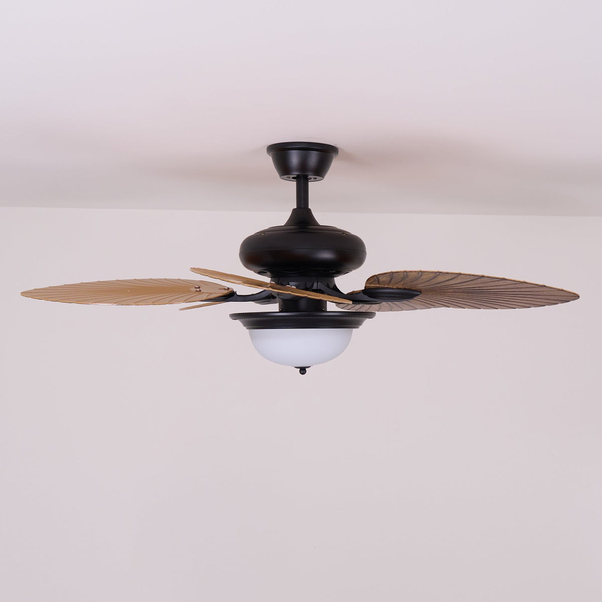 Lampă de tavan cu ventilator de frunze de bananier