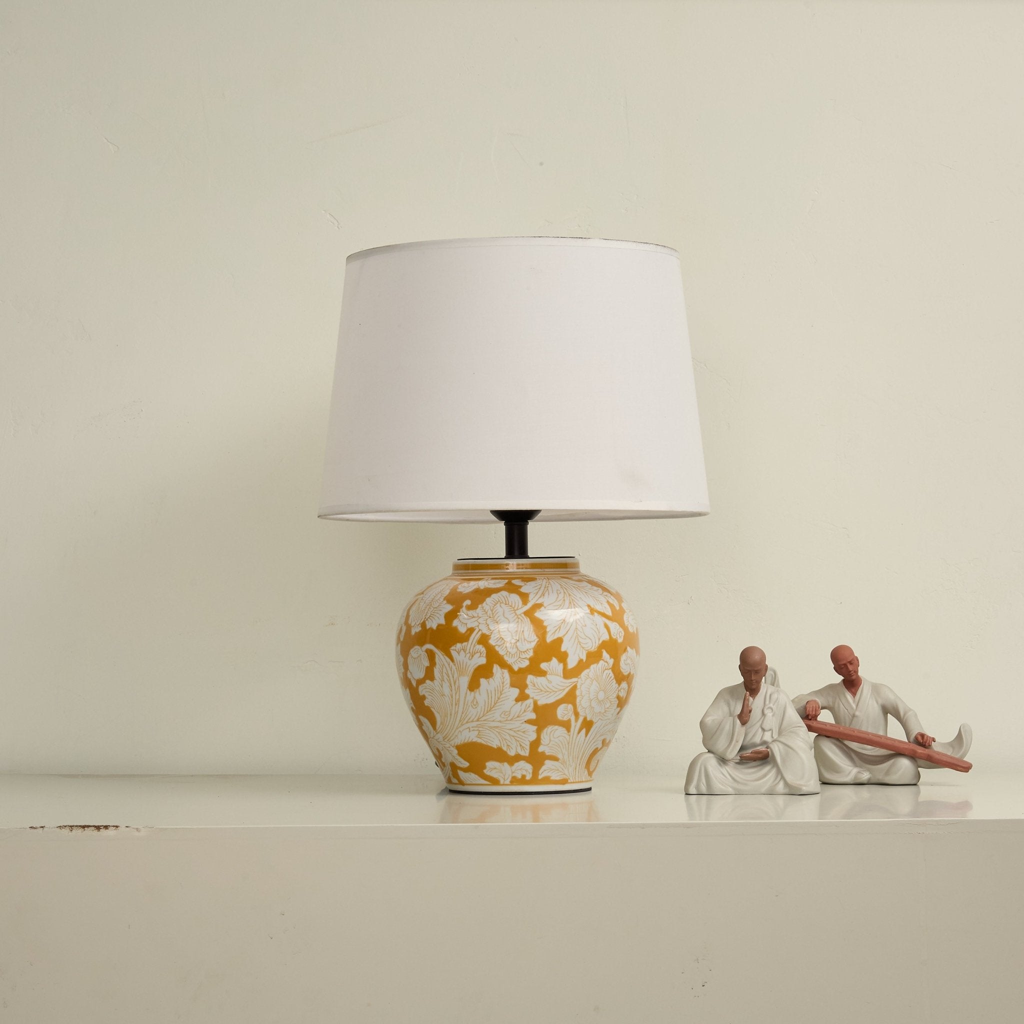 Blazing Blossom Ceramic Table Lamp - Vakkerlight