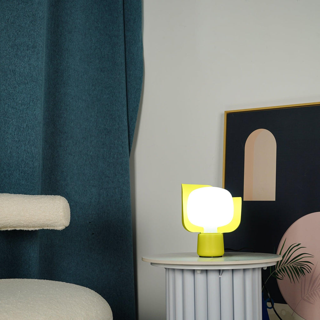 Petals Glass Table Lamp