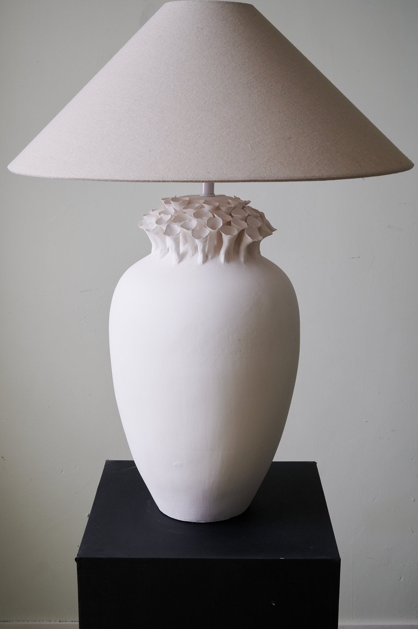 Lampă de masă ceramică Blossom Crest