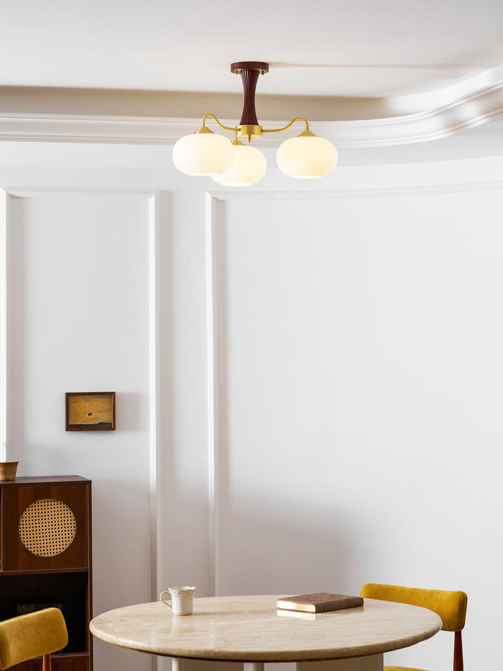 Candelabru din lemn de alamă, curmal