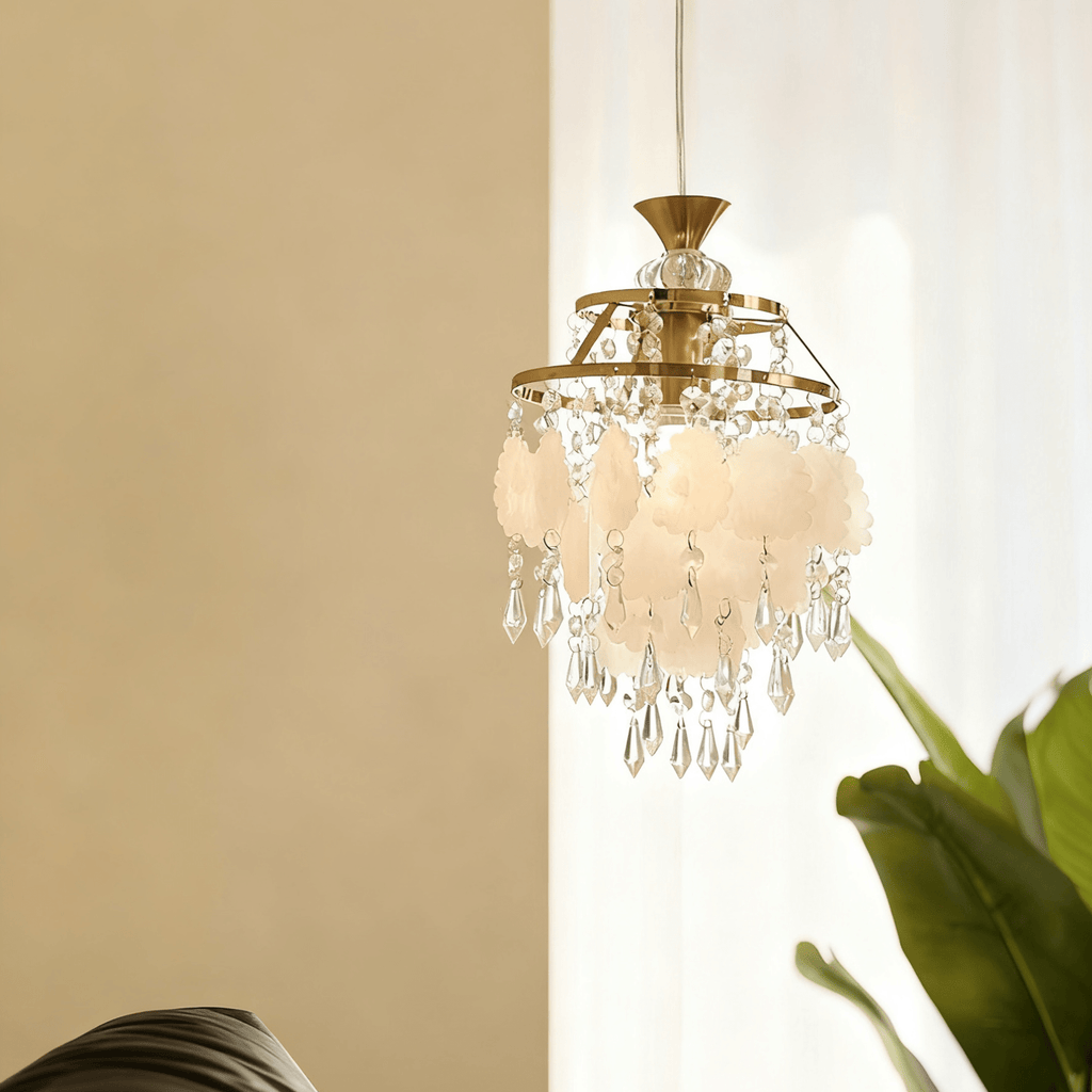 Lampă suspendată cu cristal fluture
