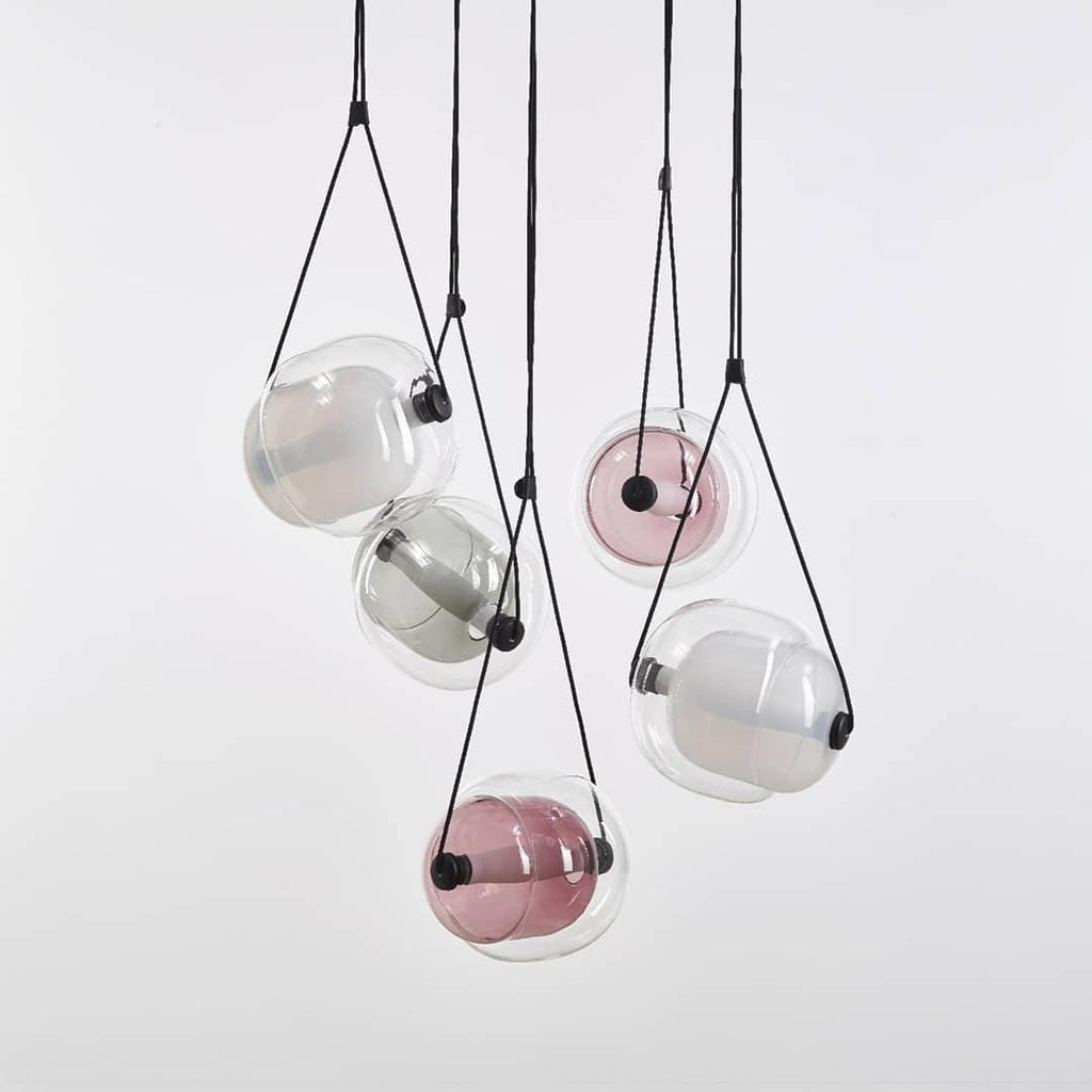 Lampă suspendată din sticlă Cello