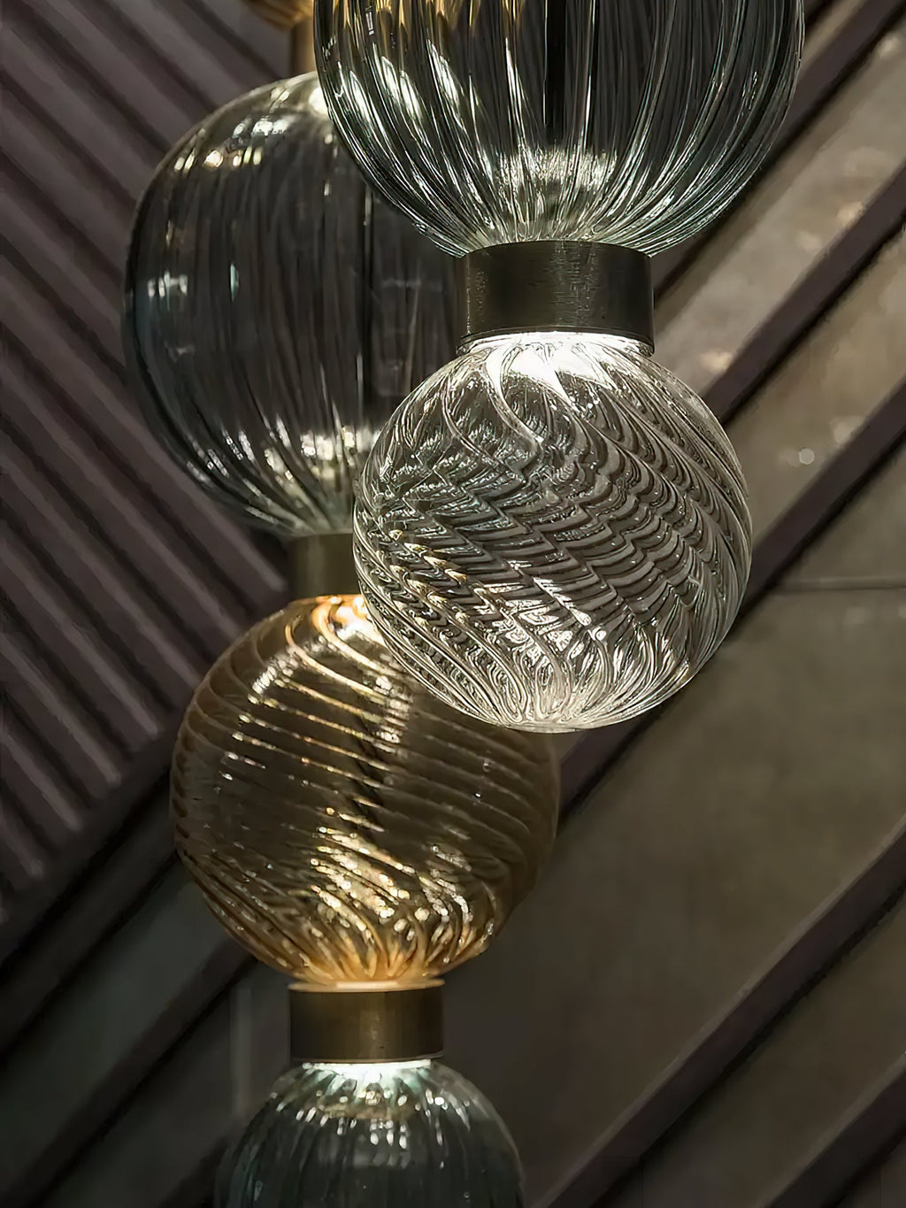 Lampă suspendată Celvara Globe