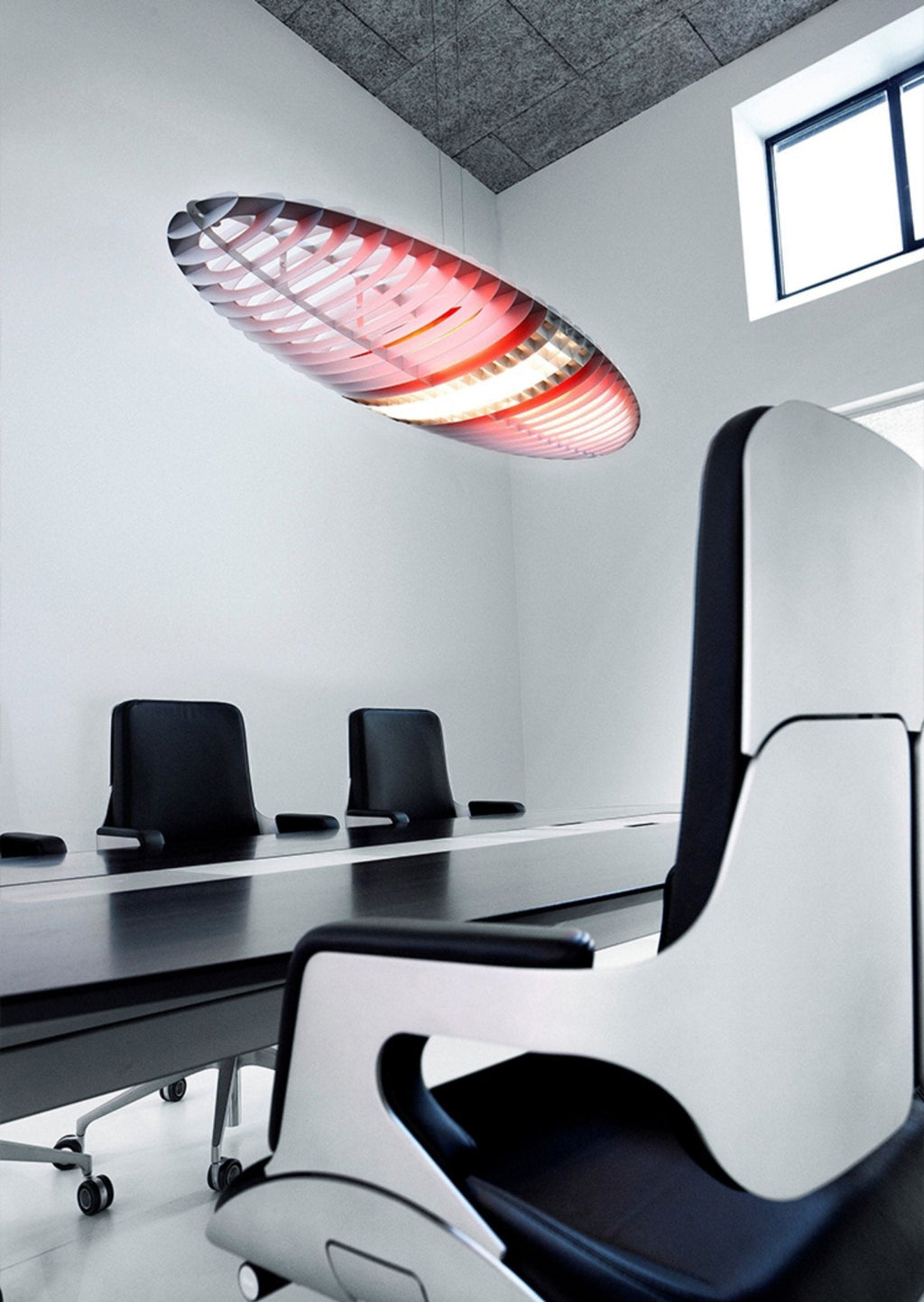Lampă suspendată Chroma Glide