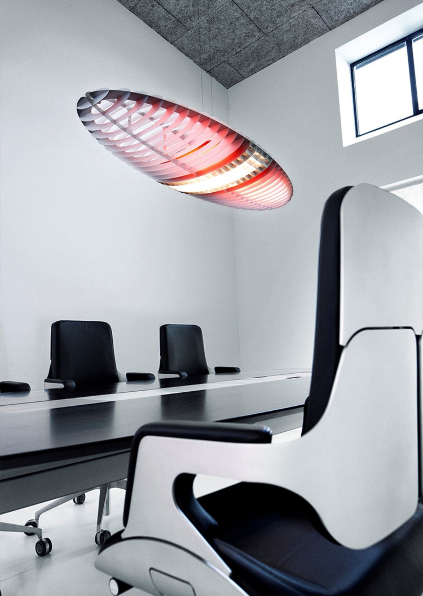 Lampă suspendată Chroma Glide