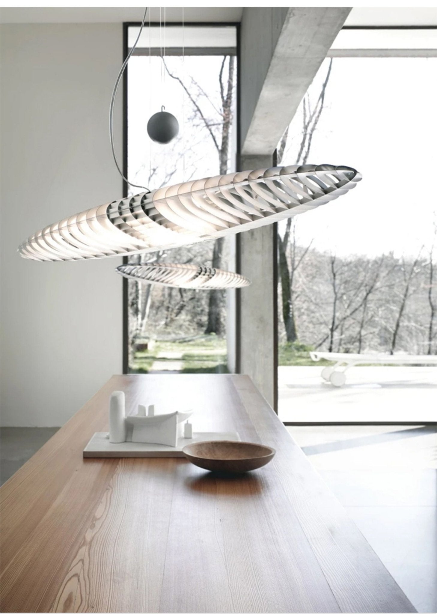 Lampă suspendată Chroma Glide