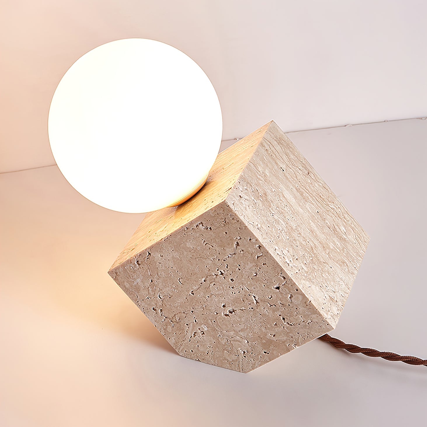 Cube Stone Table Lamp - Vakkerlight