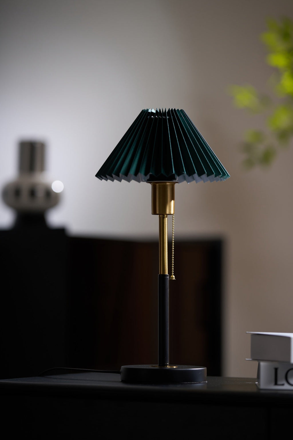 Lampă de masă plisată Lumi 