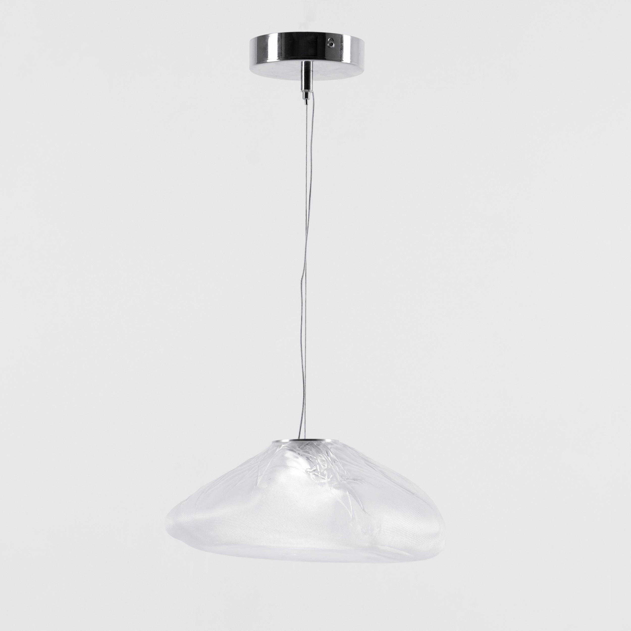 Lampă suspendată din plasă de sticlă suflată