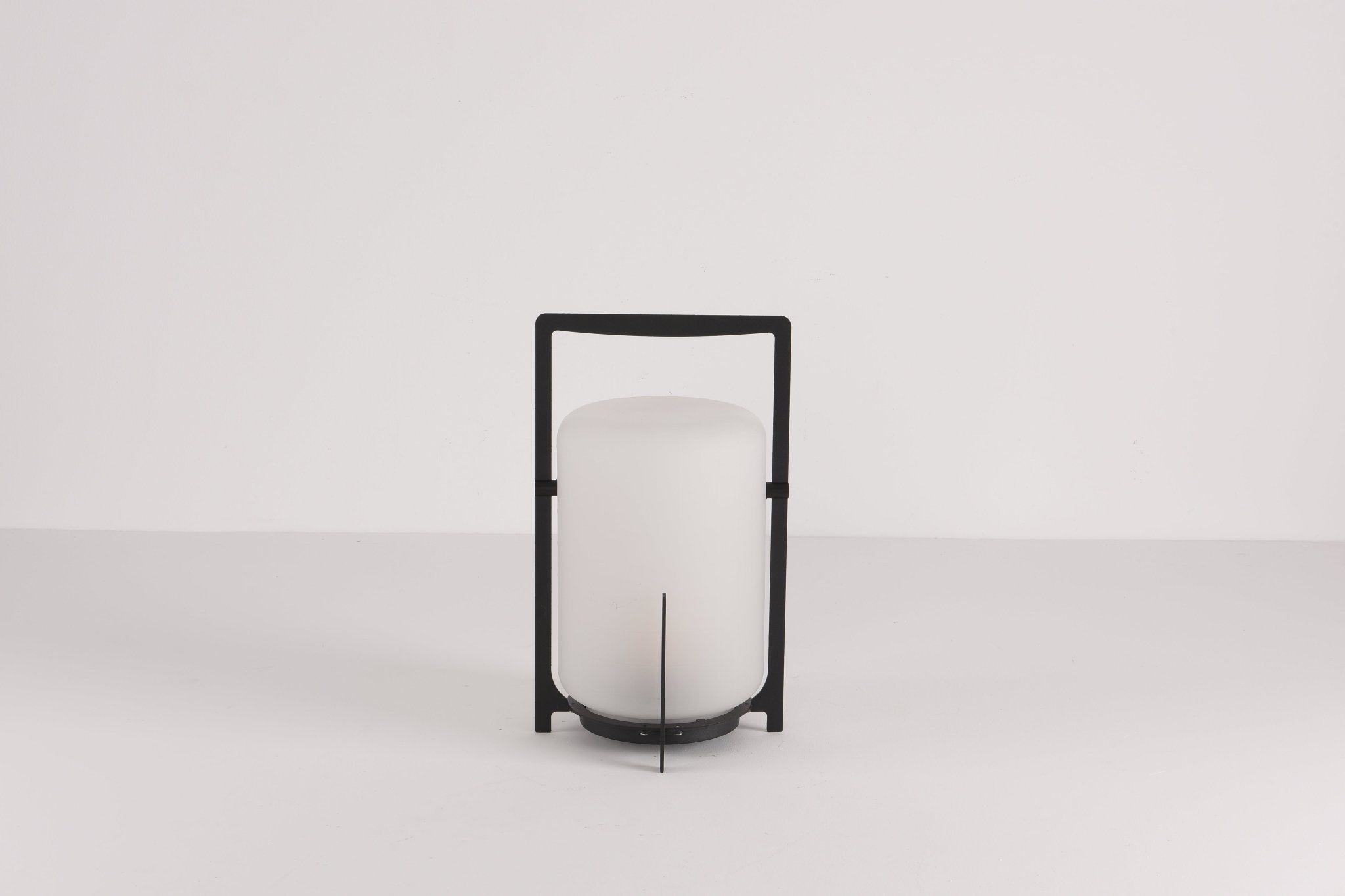 Black Twilight Lantern Table Lamp