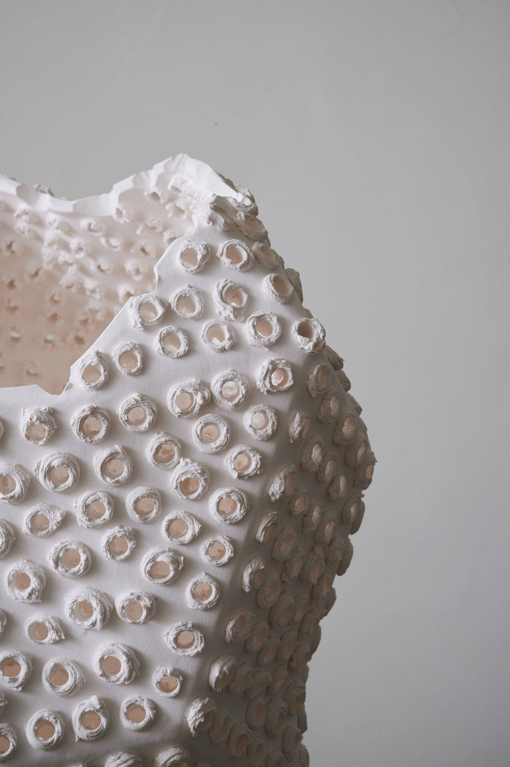 Lampă de masă din ceramică texturată Urchin