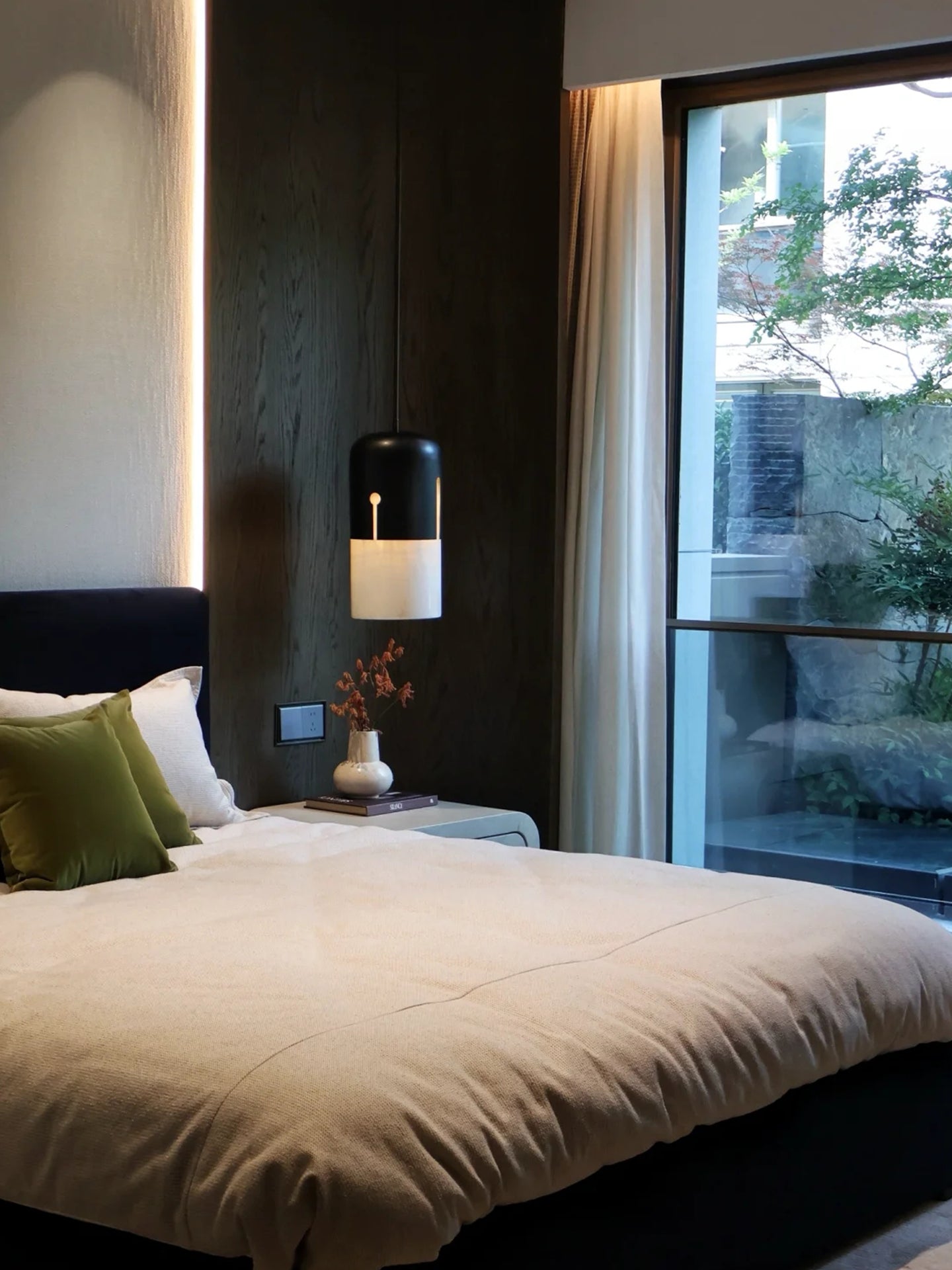 Lampă suspendată Duotone Capsule Alabastr